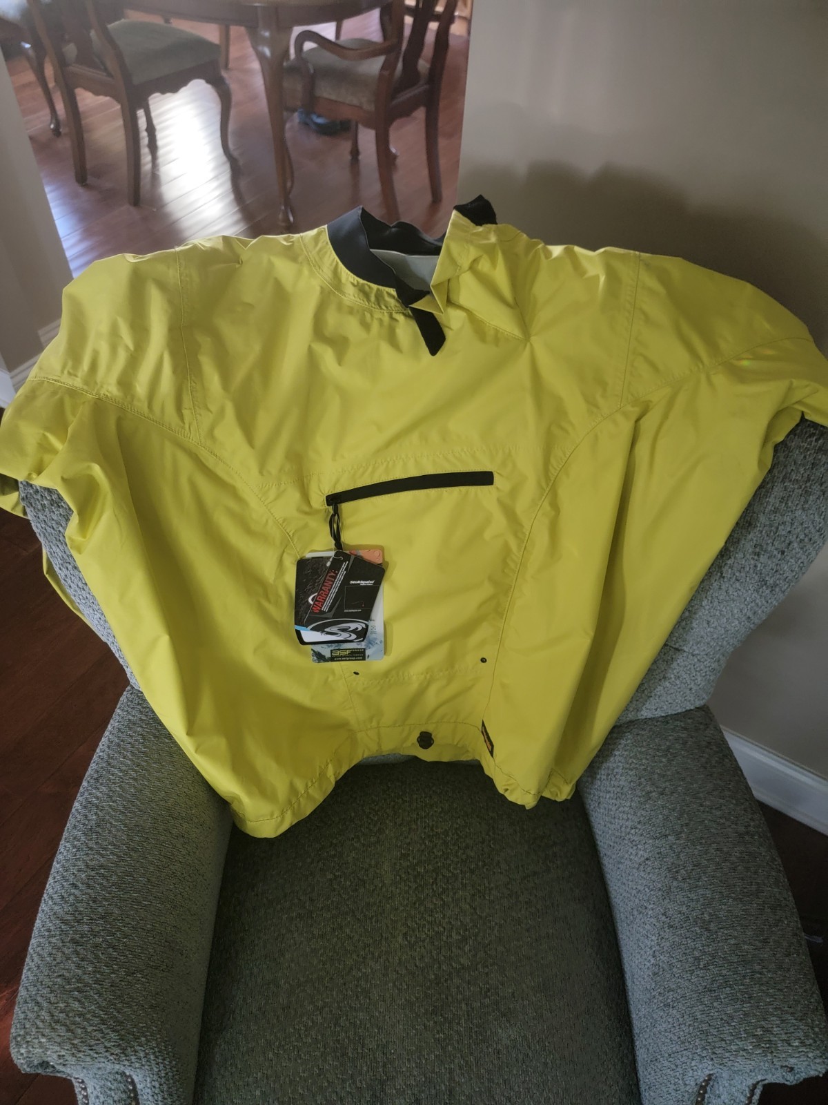 Stohlquist WaterWare XXL Orange 100% Nylon Pullover Kayaking Jacket