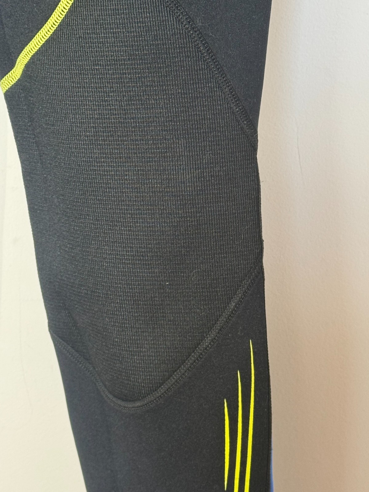 Deep See 3mm Full Wetsuit Mens Medium Black Blue Back Zip Surf Dive