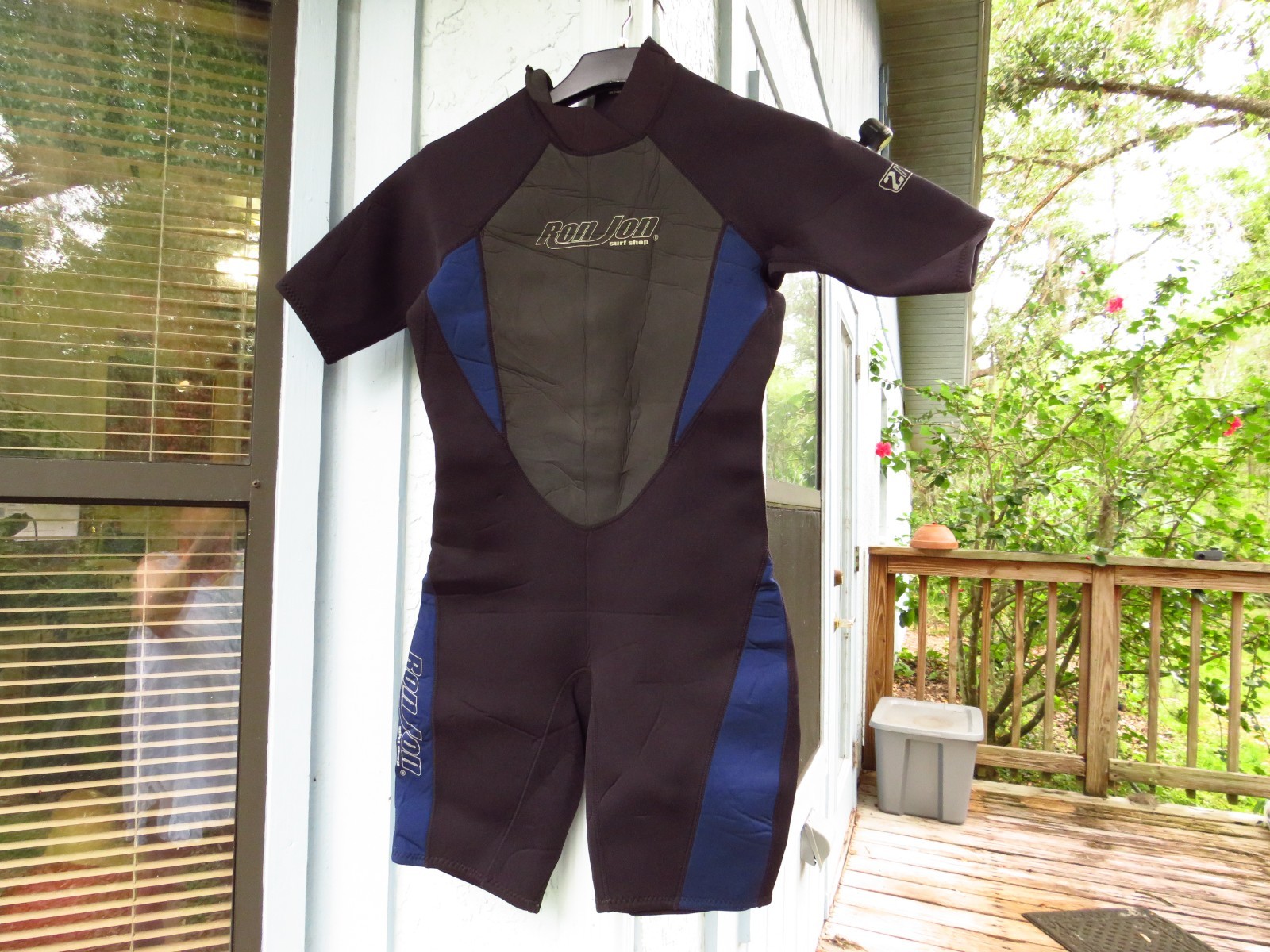 Ron Jon Shortie surf Scuba outfit Medium Adult Womens
