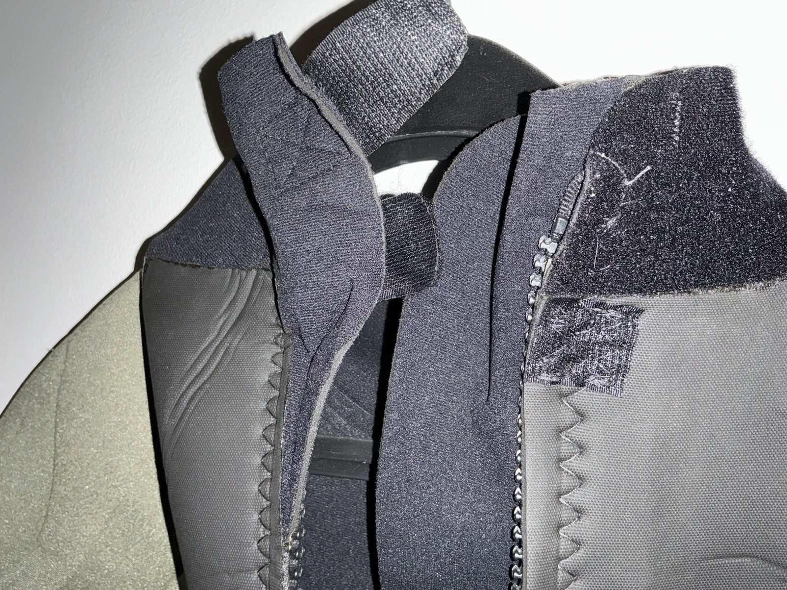 Rip Curl Classic Wet Suit Mens XL – Black & Army Green – Rare