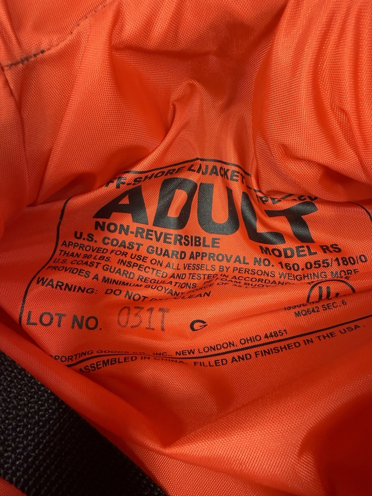 Model RS Adult Off Shore Lifejacket Type 1 PFD Kent Sporting Goods 4 Excellent