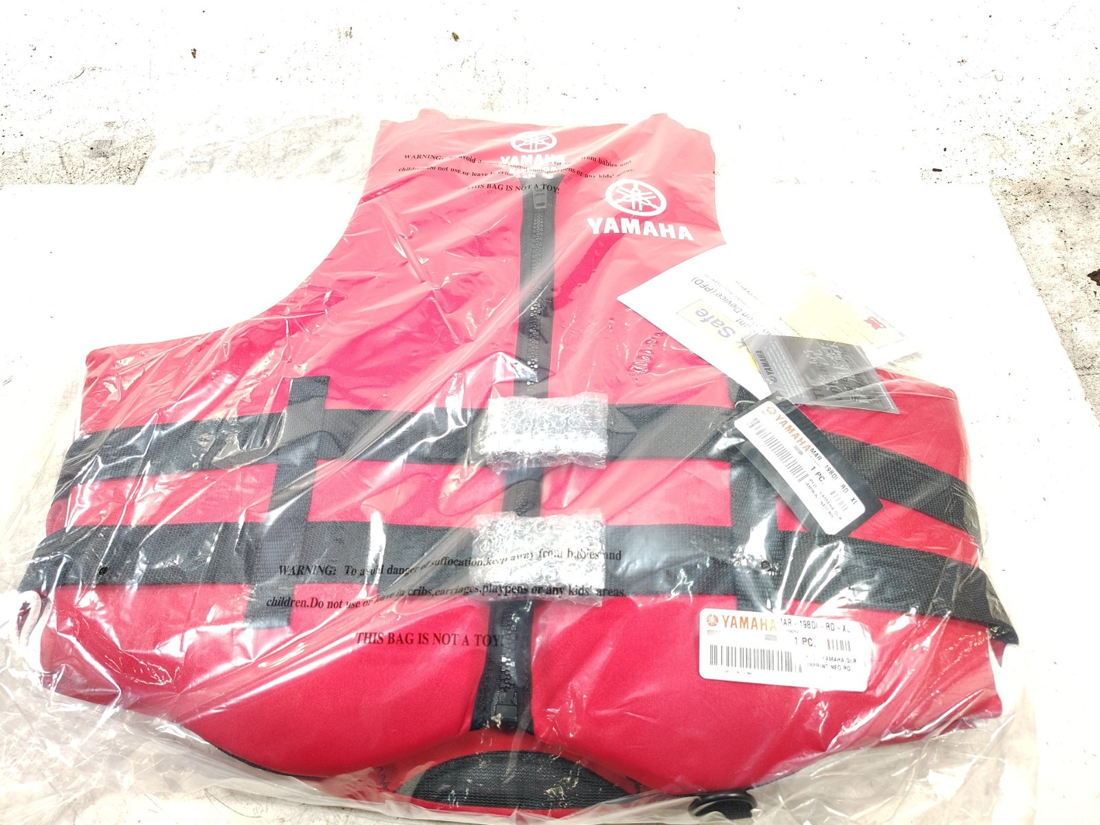 Yamaha PFD – Men’s Nylon Red Life Jacket X-Large MAR-19BDI-RD-XL