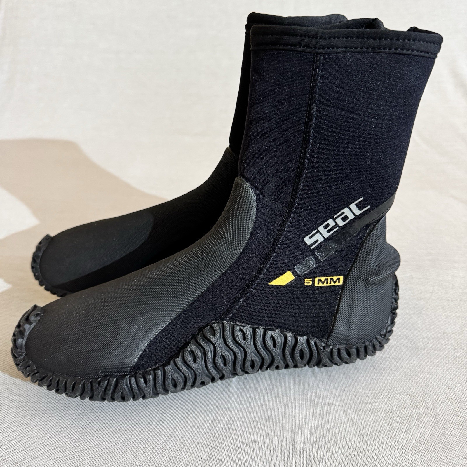 Seac 5mm Neoprene Wetsuit Scuba Diving Boots Shoes with Side Zipper S 5.5-6.5