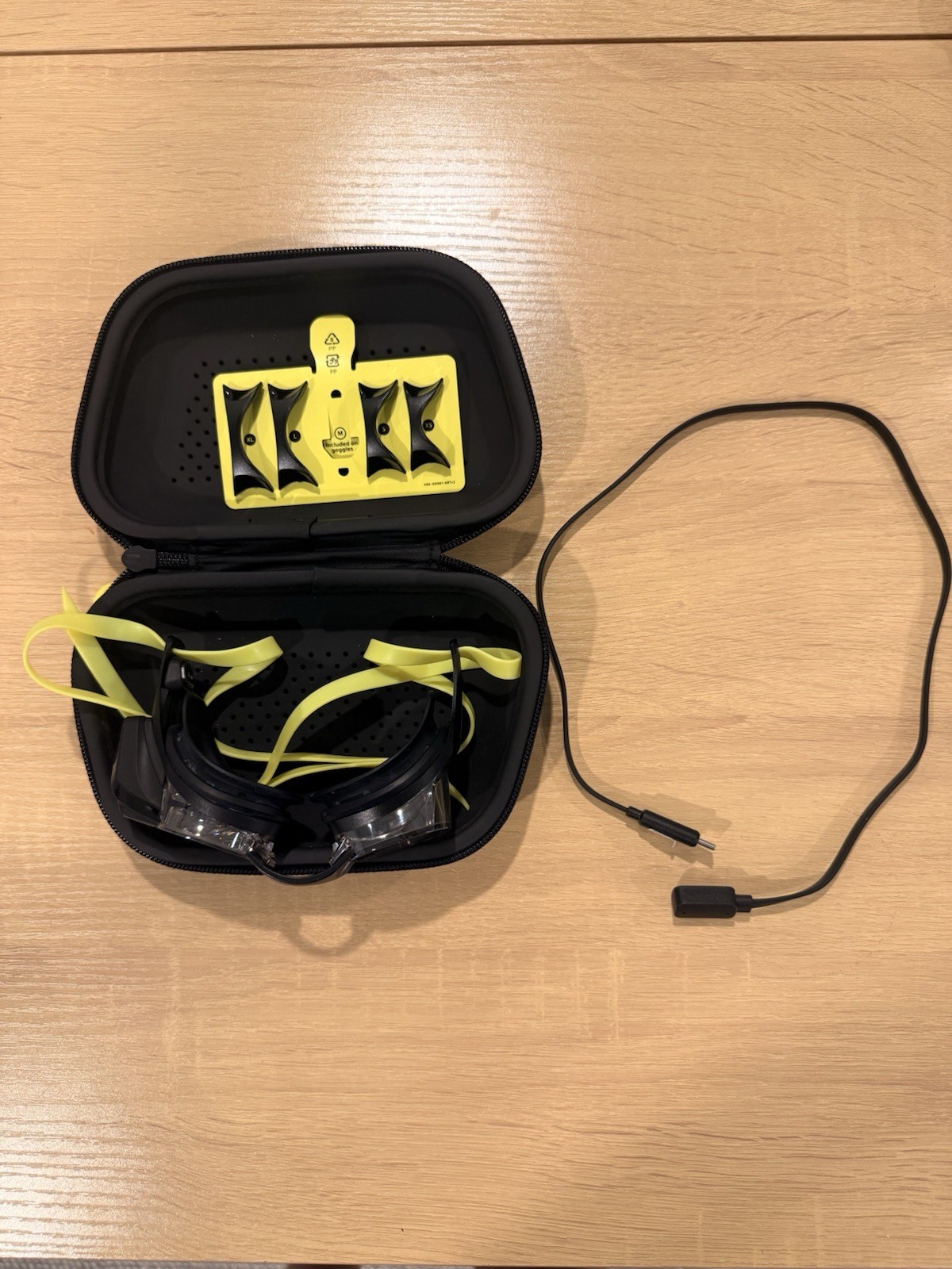 Form Smart Swim 2 Goggles Pool Triathlon Training Accessories