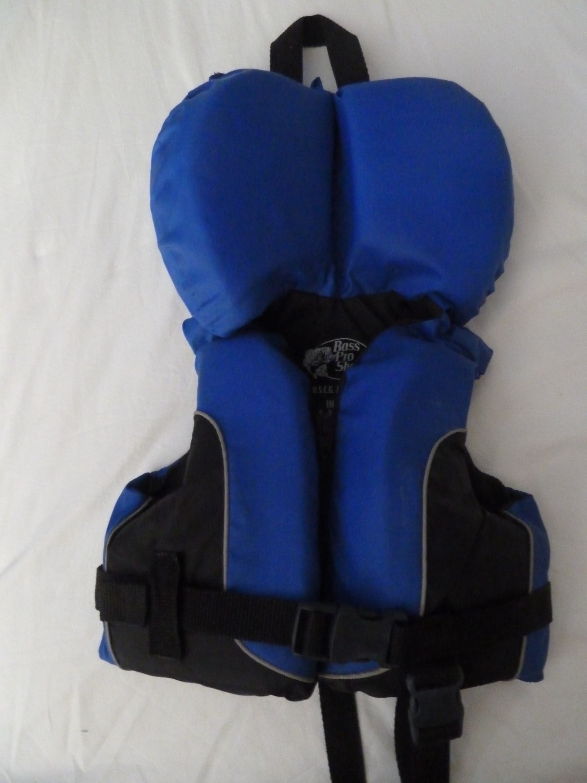 Bass Pro Shop Blue Infant Life Vest / 30 Pounds / Flotation Aid Type II PFD