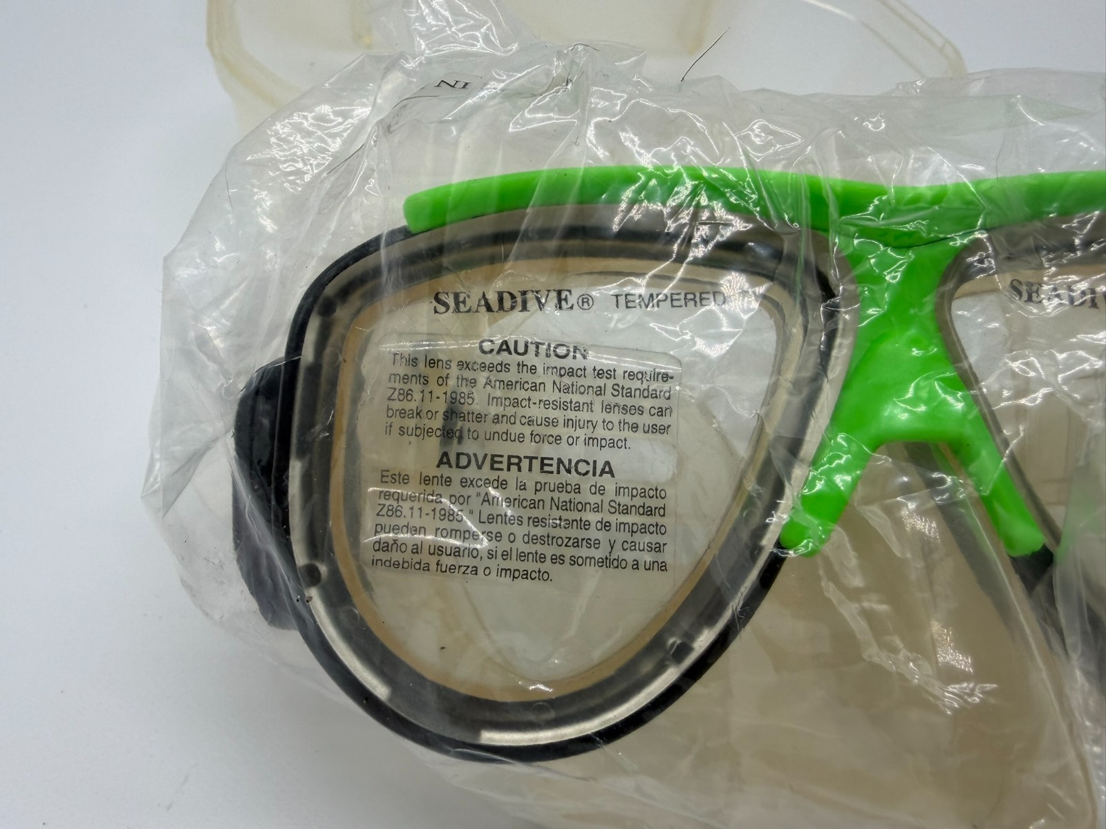 Vintage SeaDive SeaLynx Tempered Glass Scuba Diving Mask – Neon Green-Akona Box