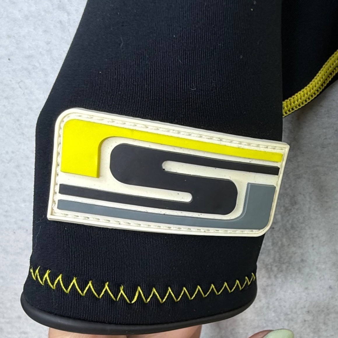 Slippery Shorty Wetsuit Mens Large Black Neon Yellow Neoprene Jet Ski Surf L
