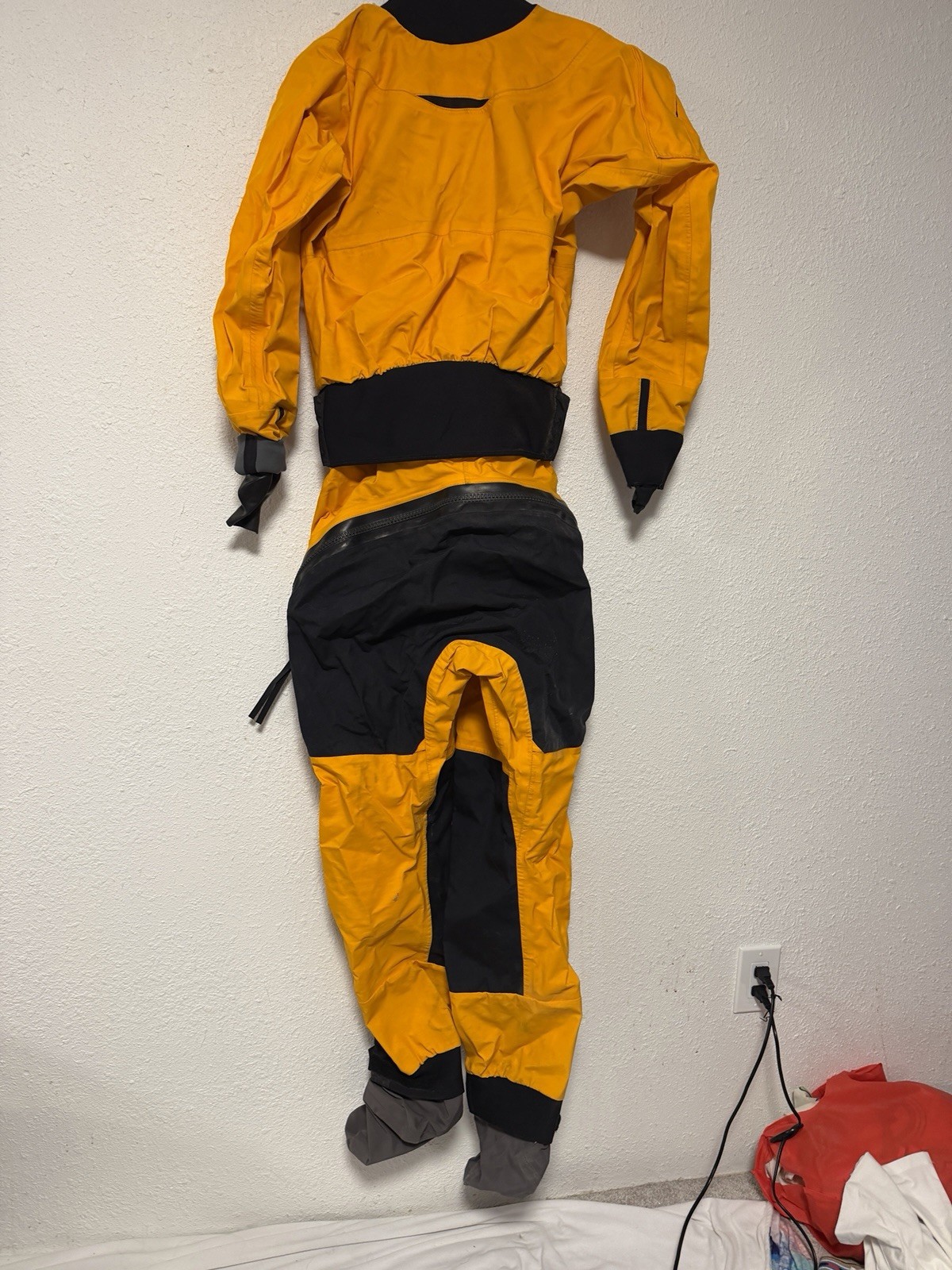 Kokotat meridian drysuit women Medium Needs New Gaskets