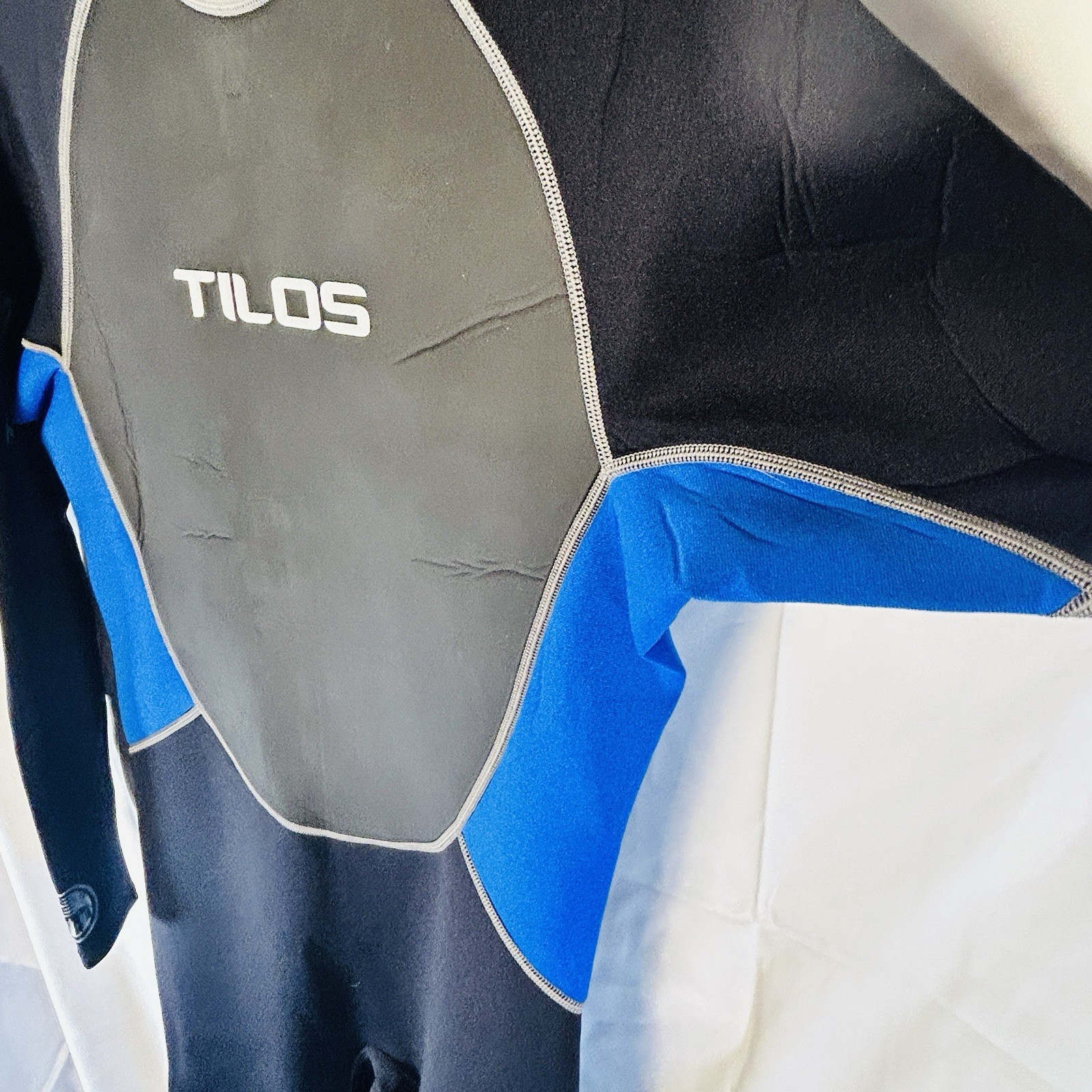 Tilos Men’s Full Wetsuit XL NWOT Neoprene Nylon Diving Surf Black Blue Gray