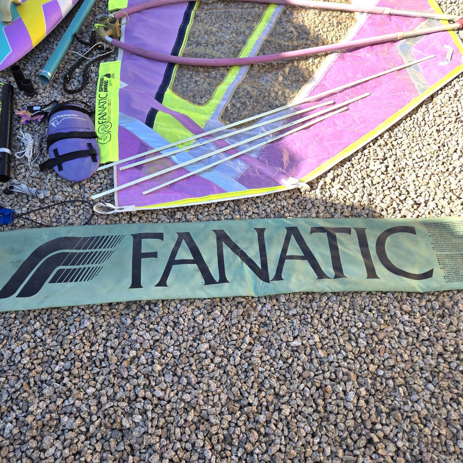 Vintage Fanatic Lite Bat Windsurfer Board w/6.8 Sail Mast Boom Accessory Kit