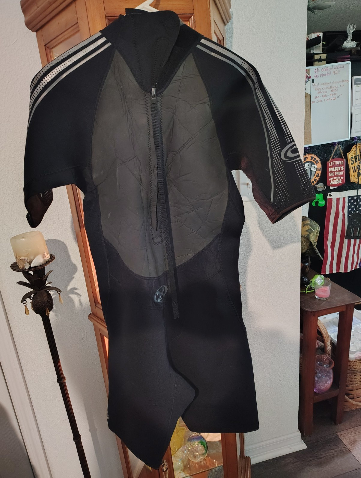 Gotcha Men’s XL Short Sleeve Front Zip Full Suit Wetsuit Black/Gray