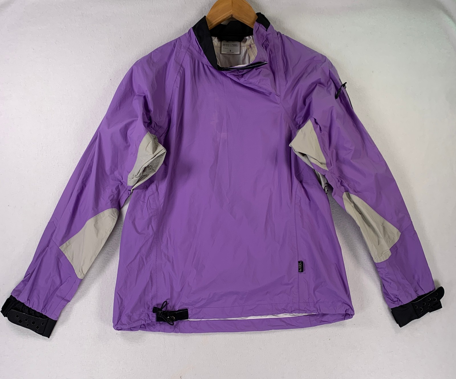 NRS Women’s Kayak Paddling Jacket Purple/Gray Size S Neoprene Cuffs