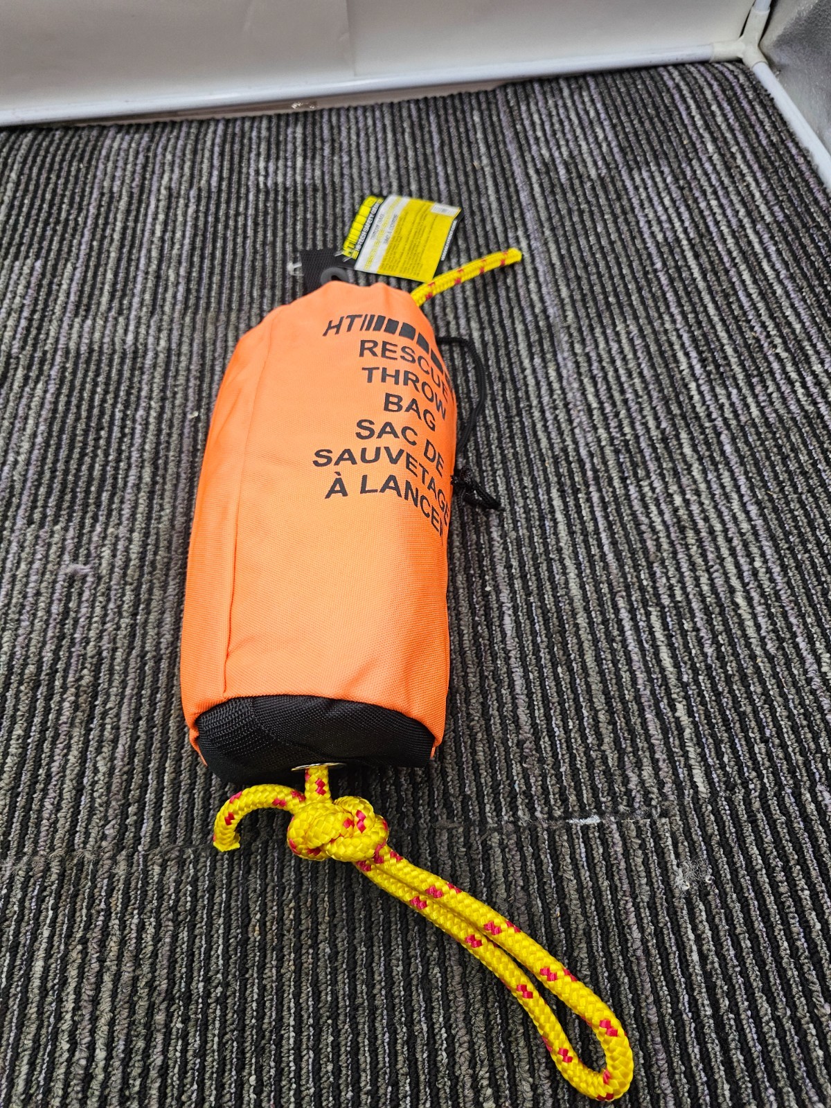 HT RTB-100 Rescue Throw Bag Safety Rope For On Water 50 feet, 3/8″ Thick