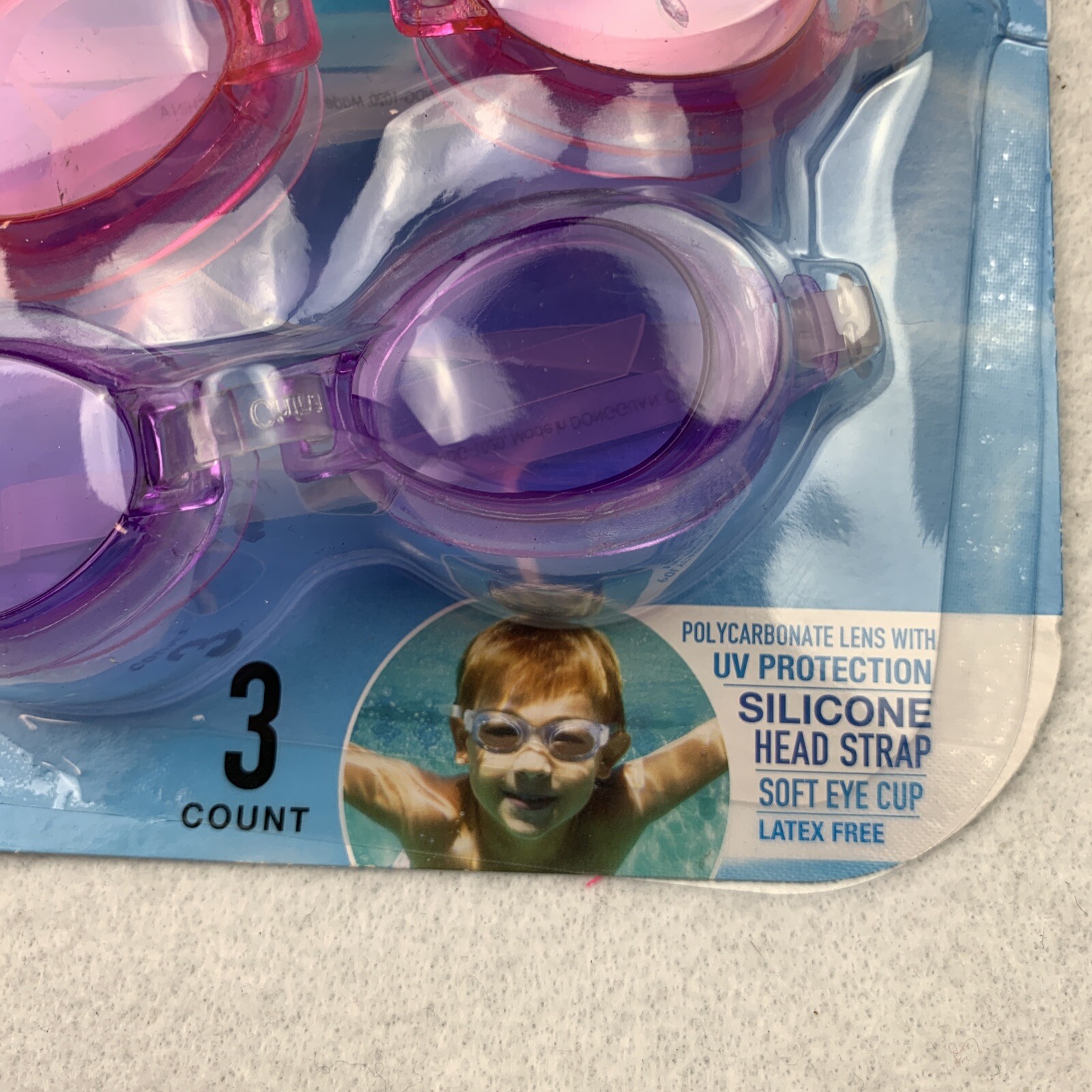 Water Sun & Fun Swim Goggles Child Size 4+. 3 Count Latex Free New!