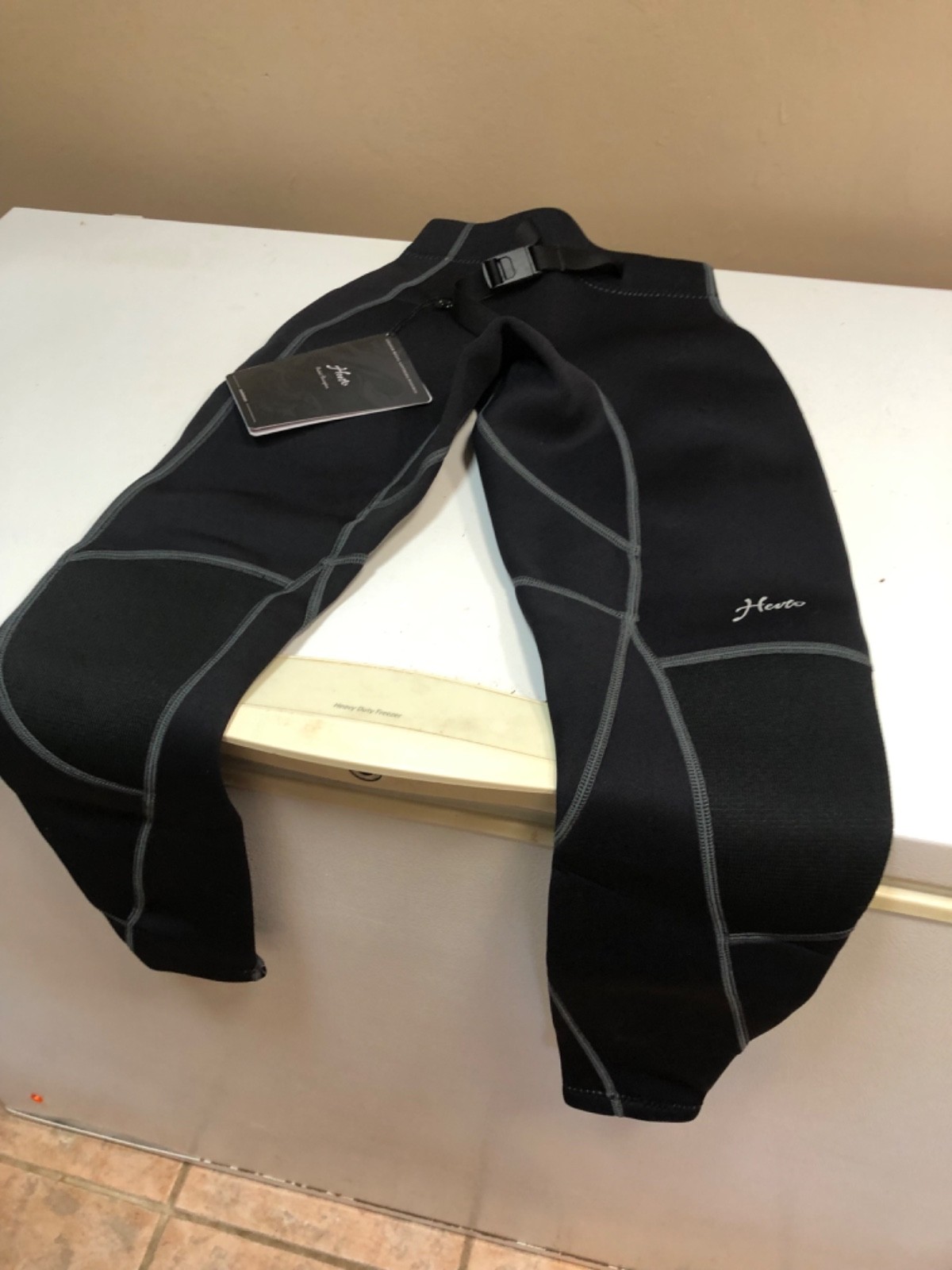 hevto xs kids wetsuit pants