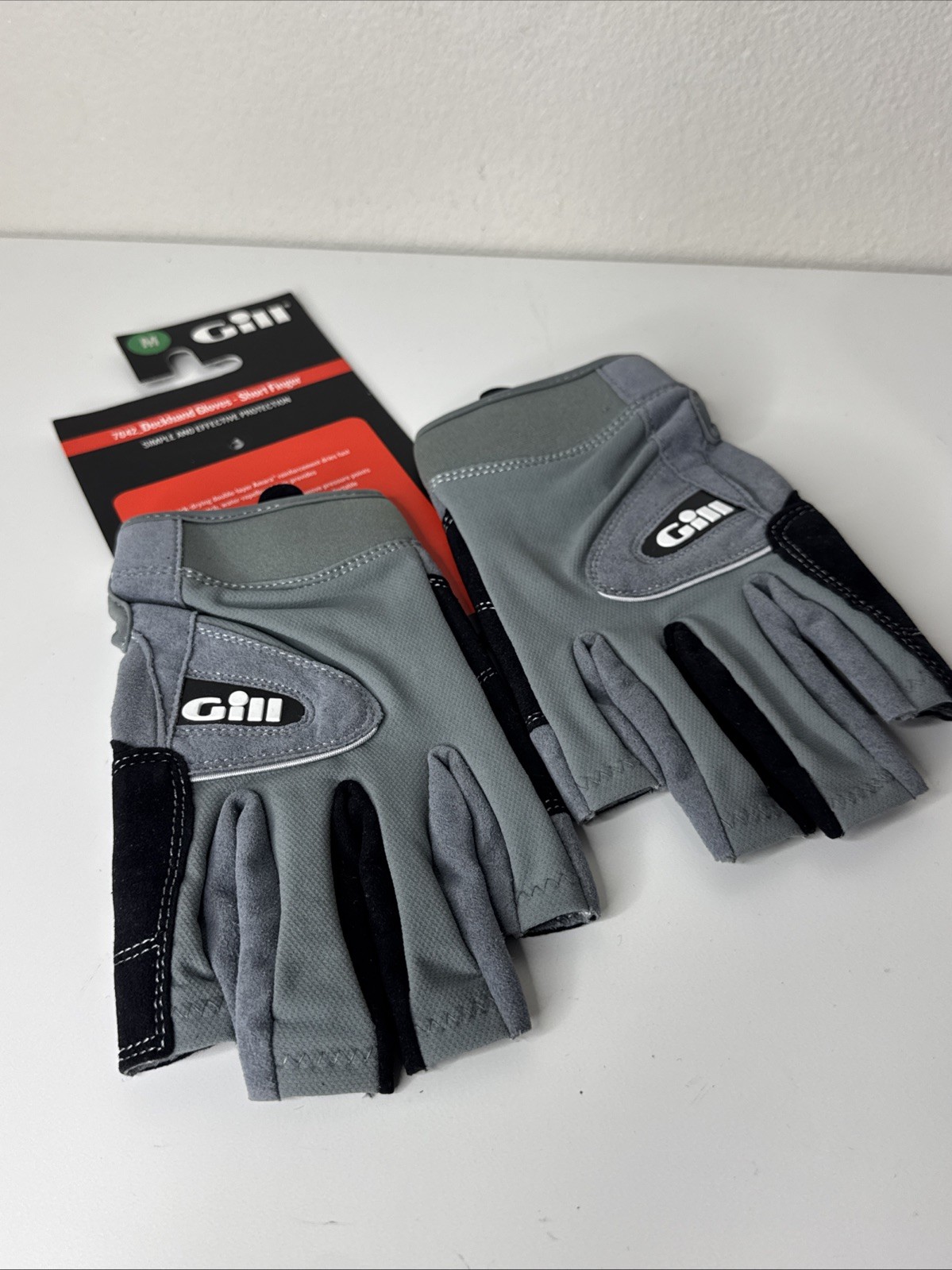 New Gill Size Medium Deckhand Sailing Gloves Short Finger Black Gray #7042