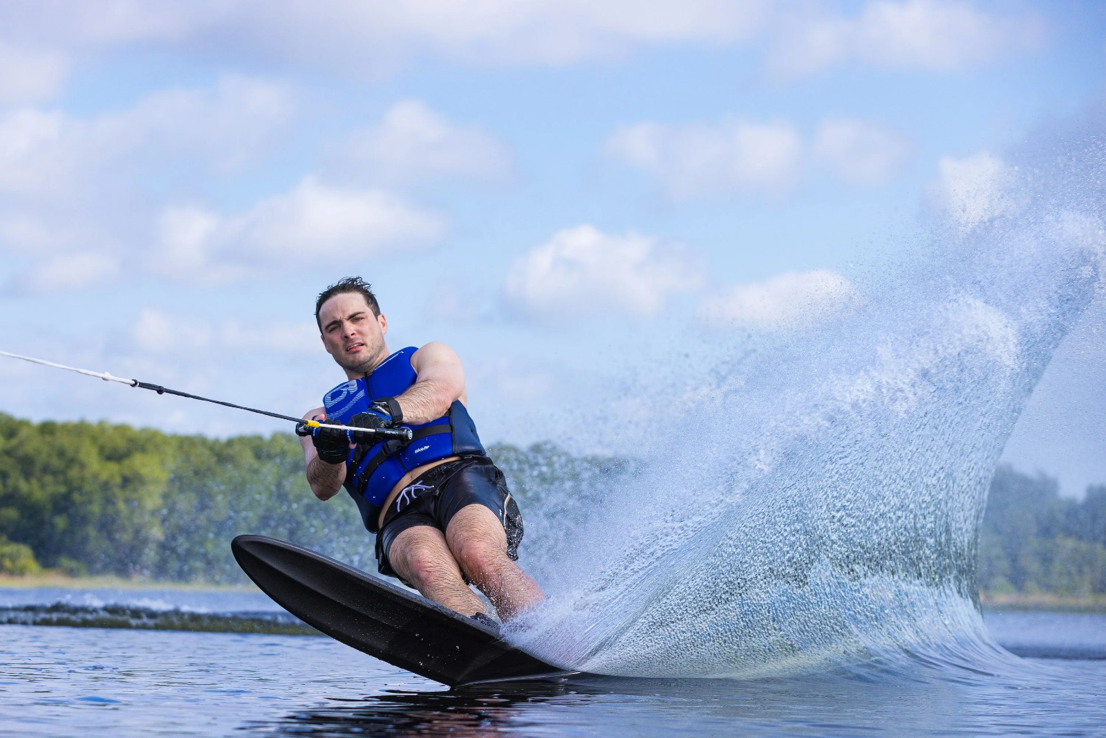 O’Brien Pro Tour 68″ Slalom Water Ski w/ Z9 Binding – 2026