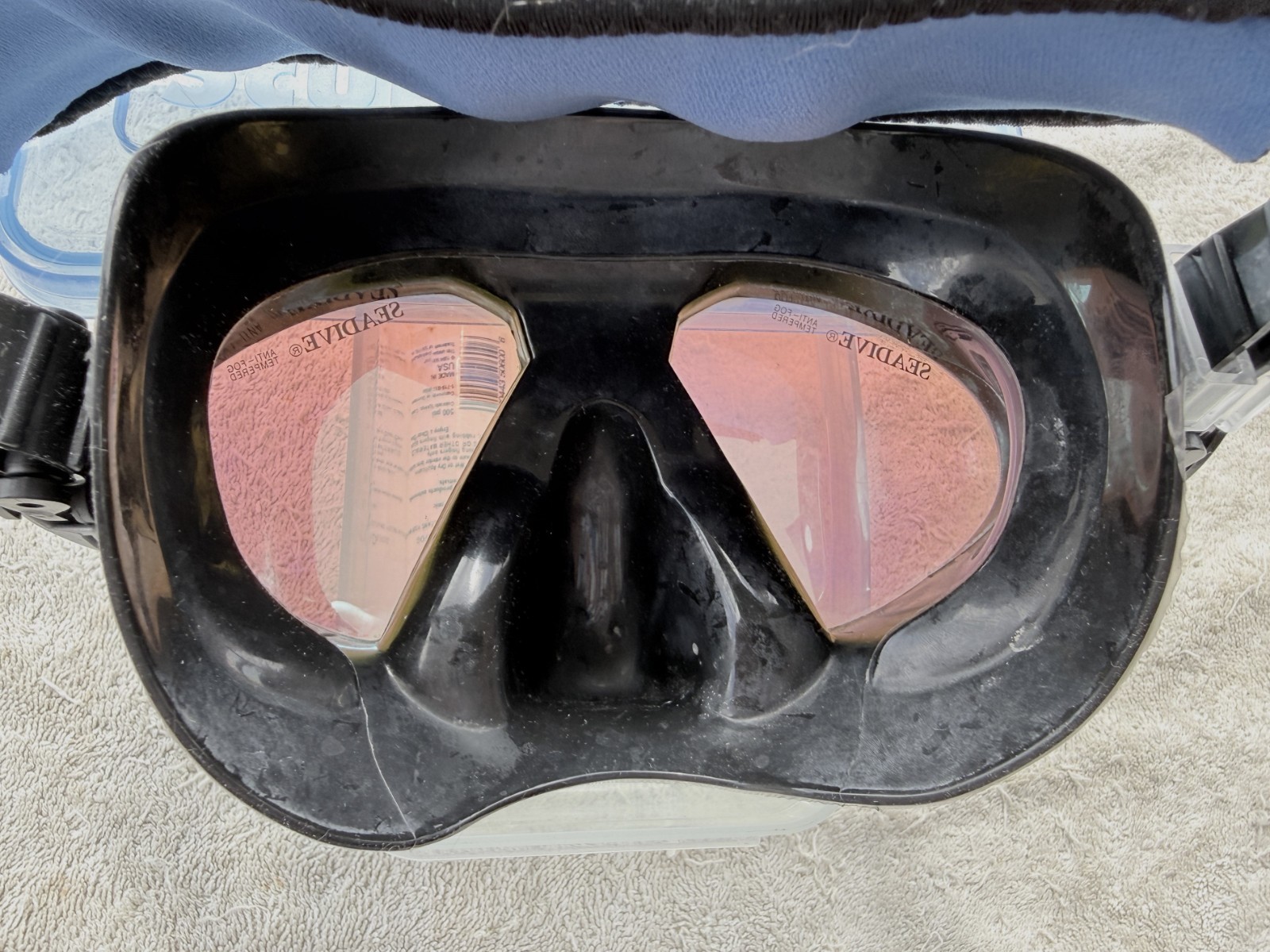 SEA C SUB DIVER’S MASK WITH BOTTLE OF LEN’S DEFOG – AS PICTURED