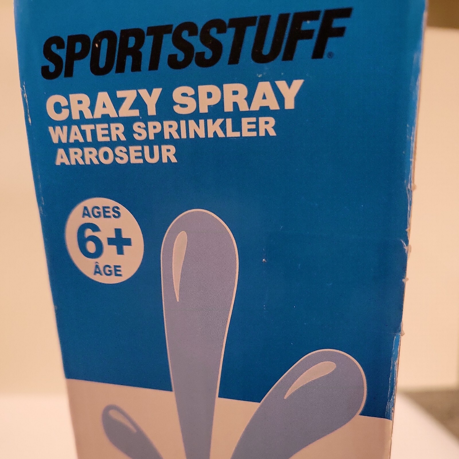 AIRHEAD Sport In. SPORTSSTUFF CRAZY SPRAY Water Sprinkler 50″×50″, Item #SSSB-12