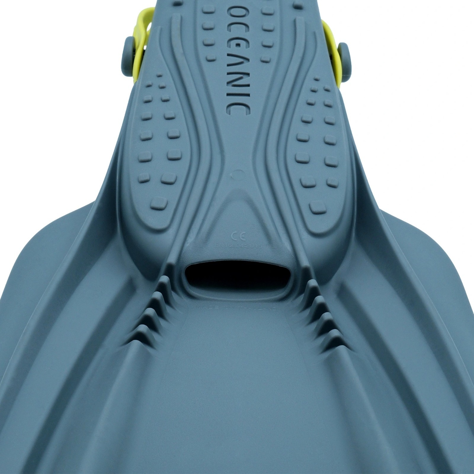 Oceanic Adult 3-Piece Snorkeling Set: Fins Snorkel Panoramic Mask & Carry Bag
