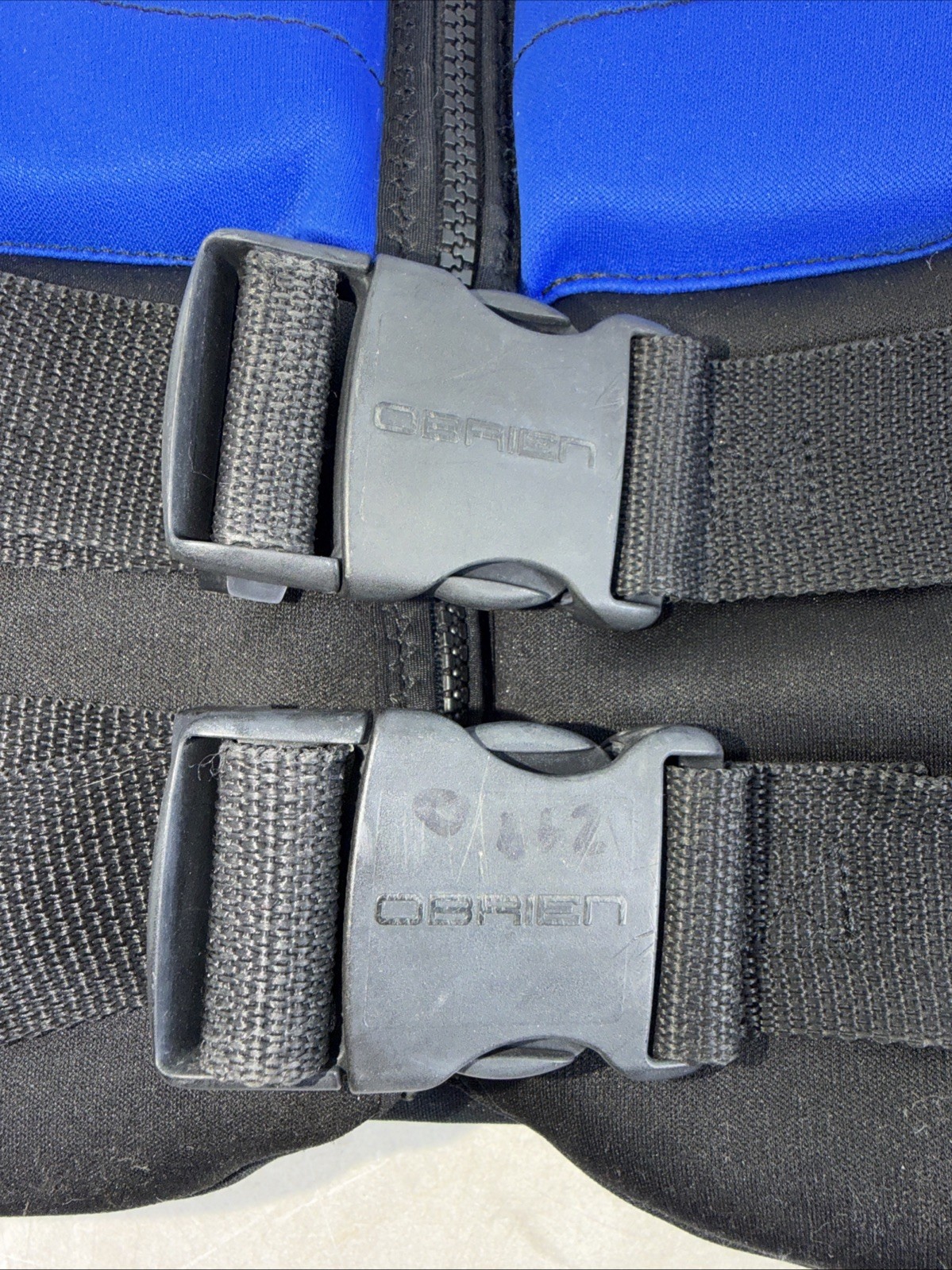 O’Brien Life Vest, Youth 50-90 Pounds Lbs. 3039 Blue And Black