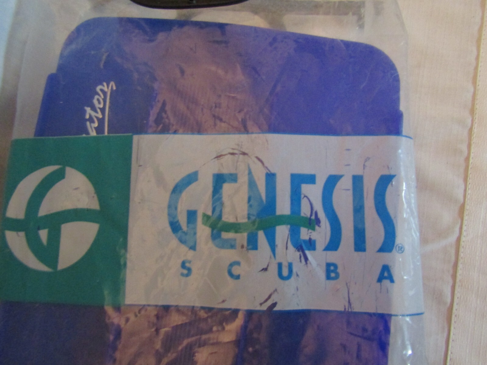 GENESIS NAVIGATOR SCUBA FLIPPER FINS 28″ LONG BLUE BLACK SIZE 9 1/2 – 10 1/2