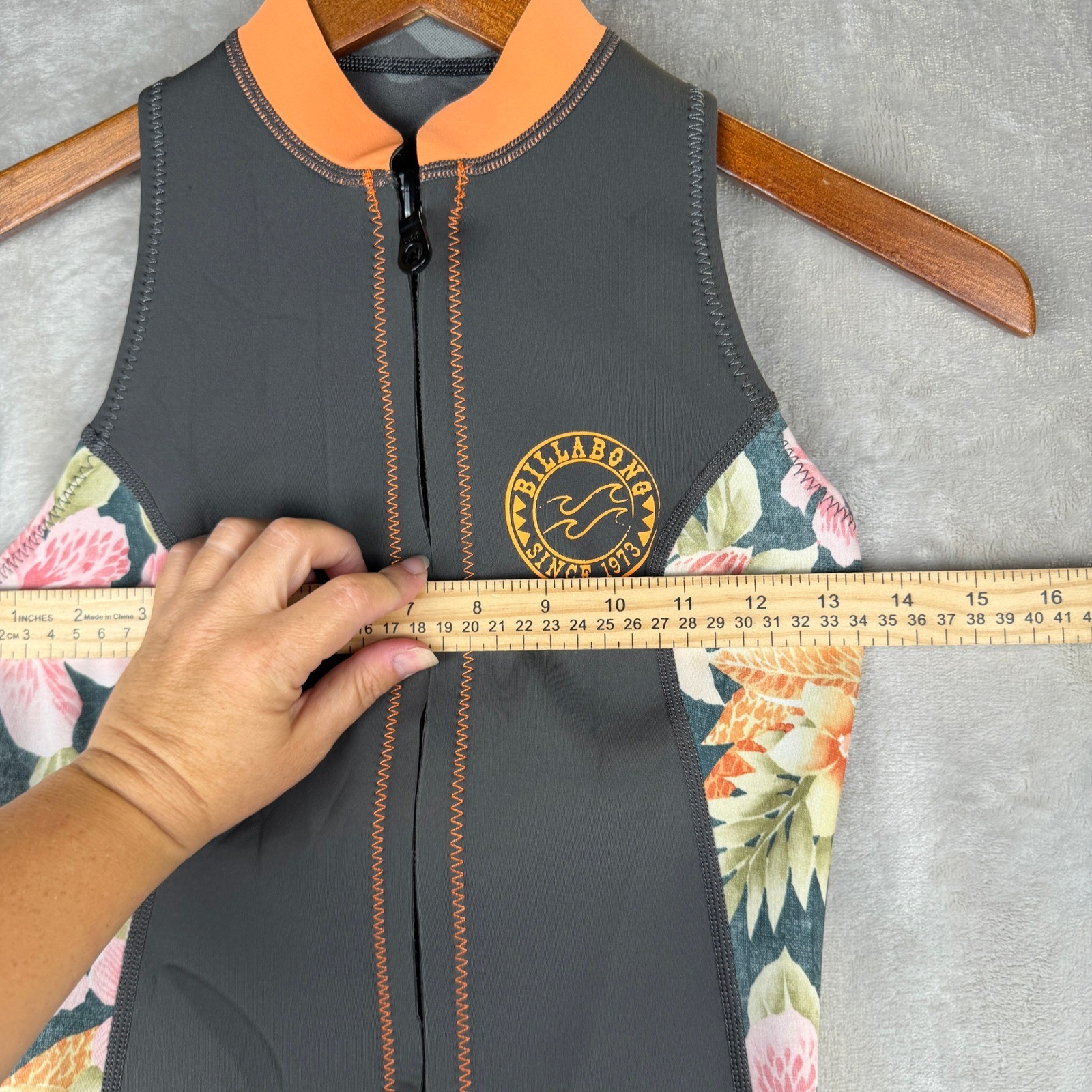 Billabong Surf Capsule Womens 4 Wetsuit Vest Floral Striped Front Zip Neoprene