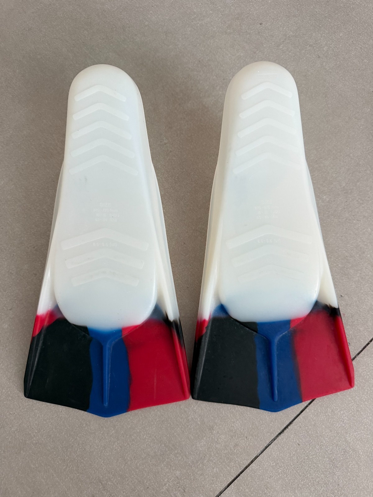 TYR Swim Fins Stryker Silicone Clear, Red, Blue & Black – Adult Men’s 10-11 USA