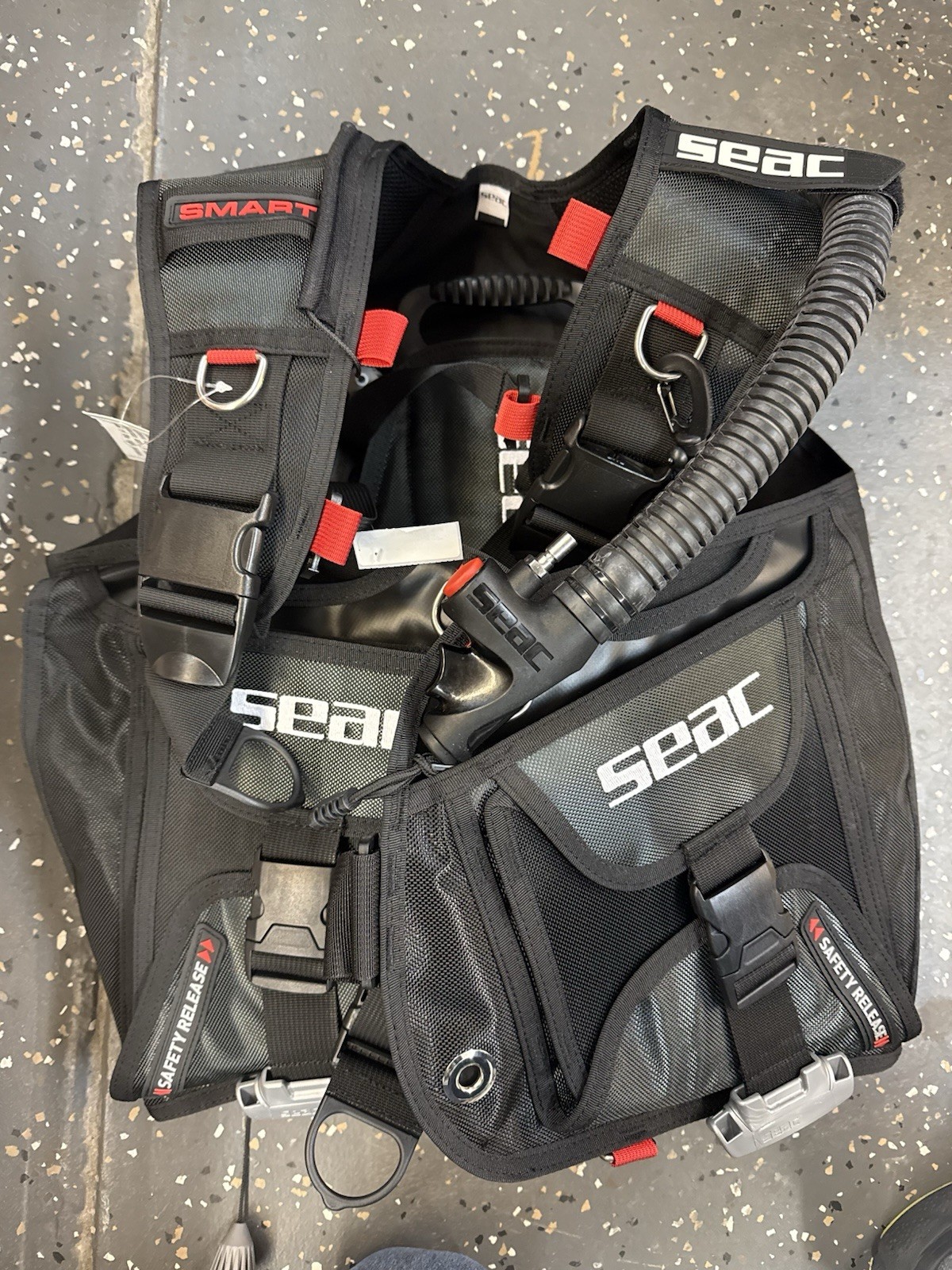 Seac Smart BCD, Size XL, Drop Weight Pockets Buoyancy Compensator. Extra Large