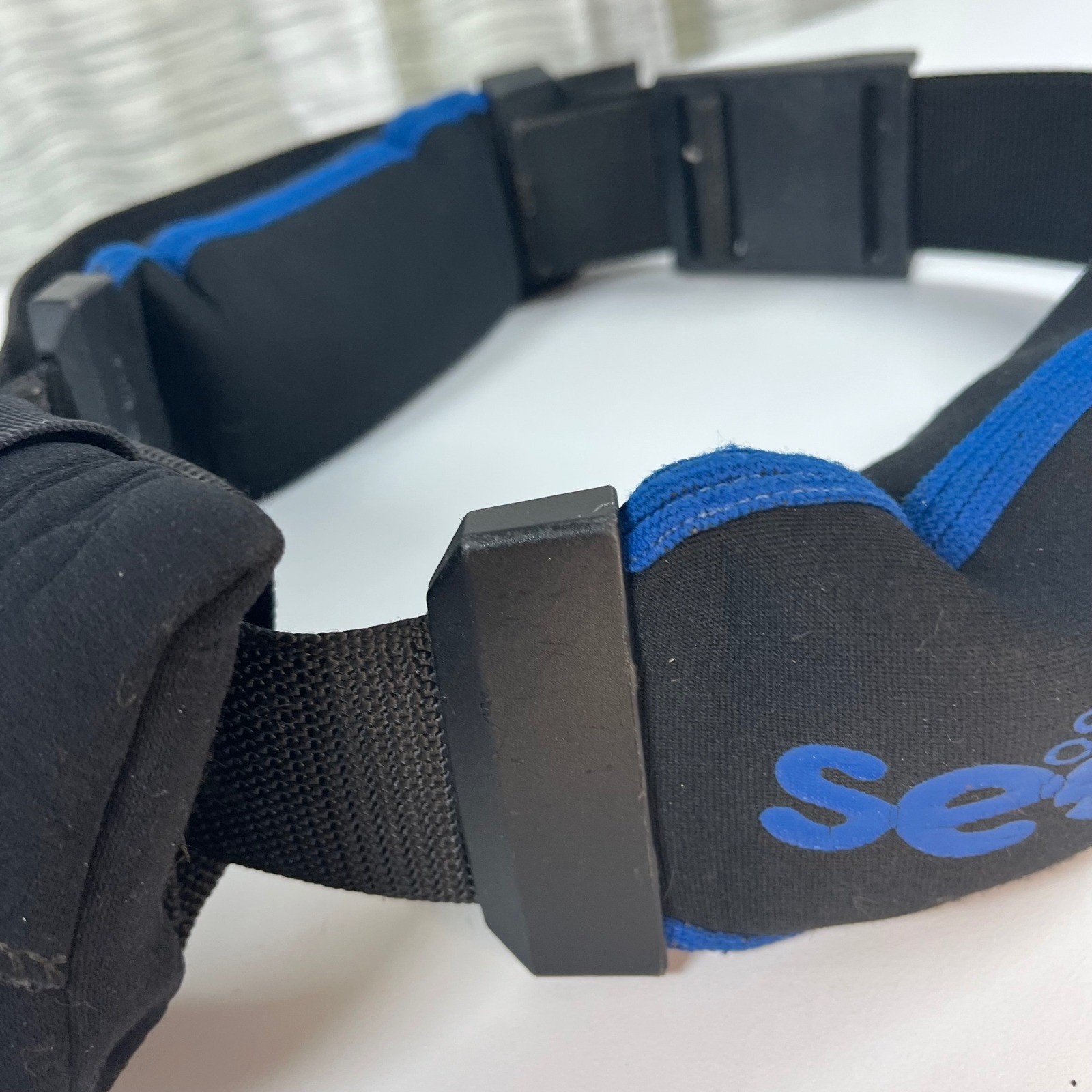 Seasoft Scuba Diving Weight Belt Black Blue Size 8 Padded Pockets 9lbs 2oz