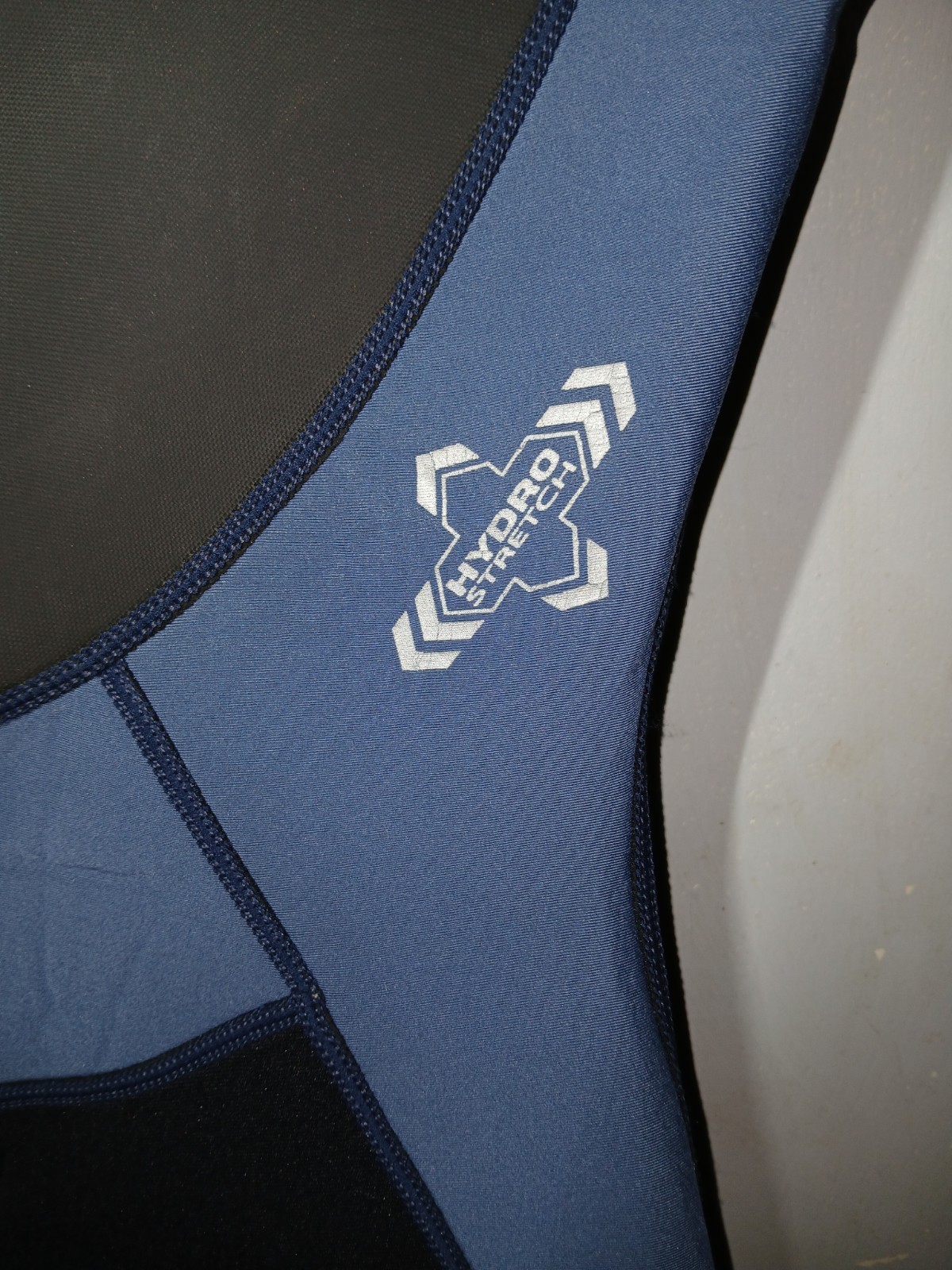 Bare Wetsuit Size 9-10