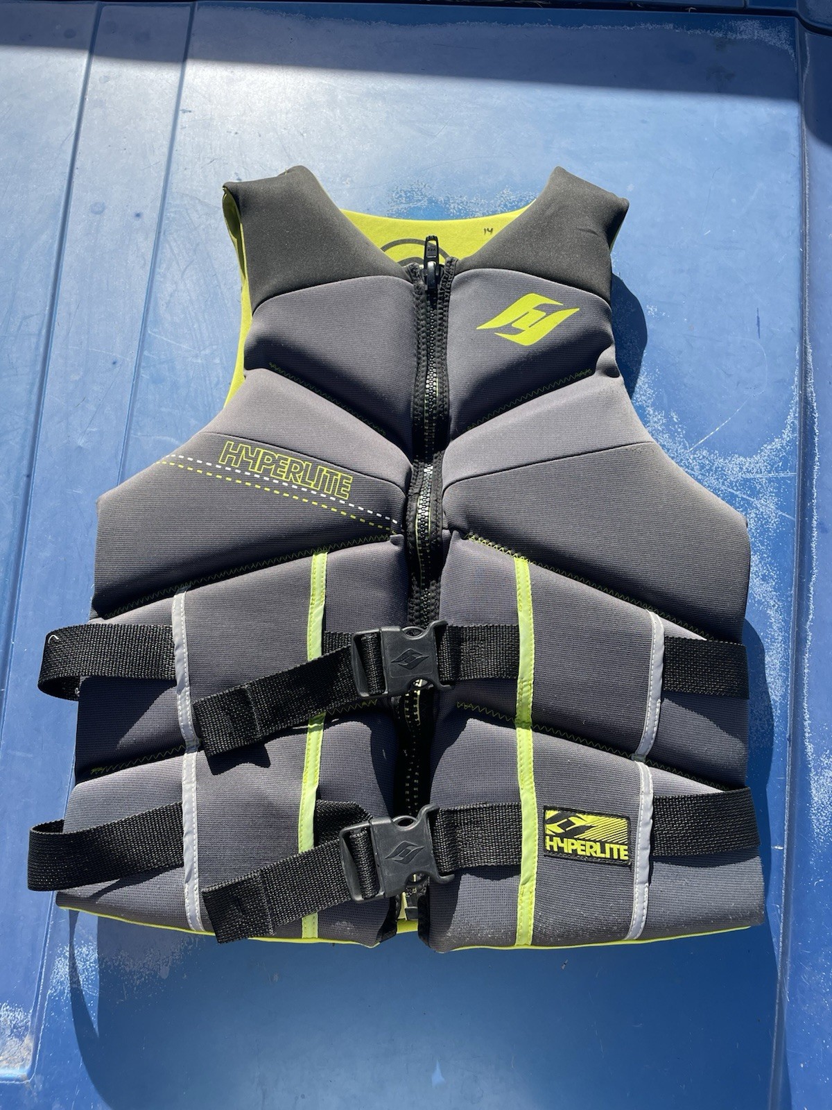 Hyperlite Life Vest Jacket Men’s Medium CGA Neoprene Black / Gray / Neon / Green