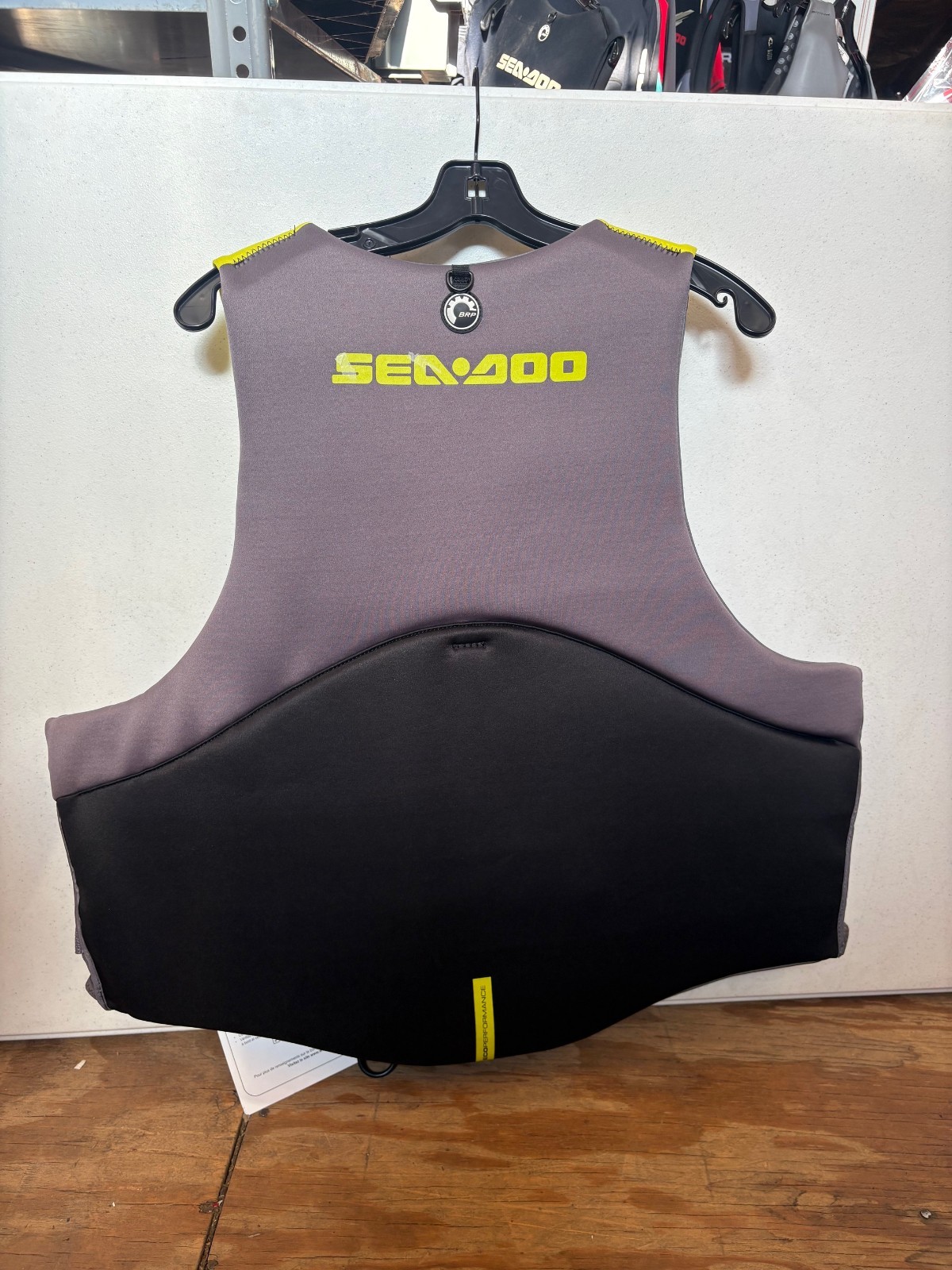 Sea-Doo Men’s Freedom Ecoprene Lightweight Lifevest – Black, Yellow & Grey