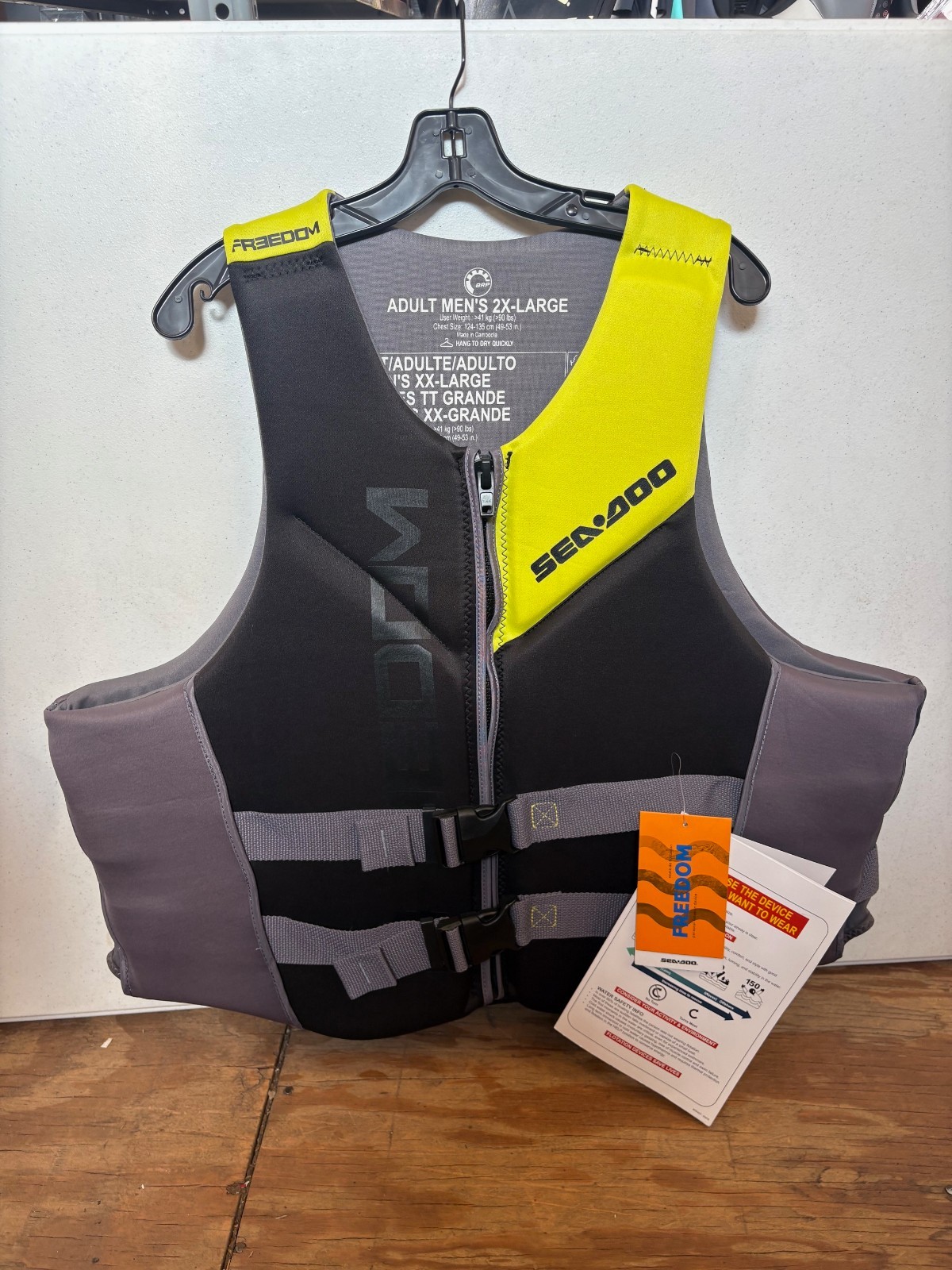 Sea-Doo Men’s Freedom Ecoprene Lightweight Lifevest – Black, Yellow & Grey