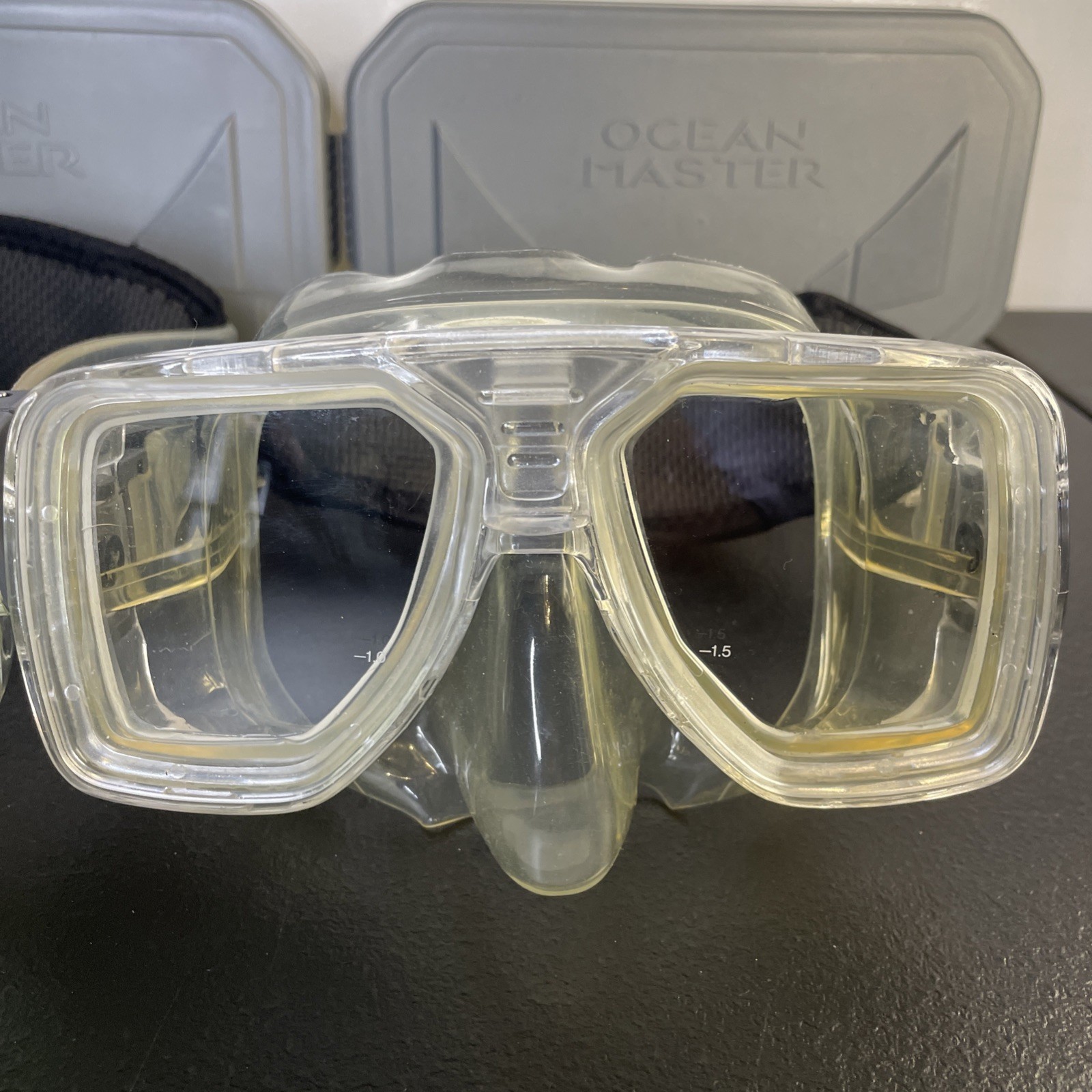 Ocean Master Tempered Glass Snorkeling Masks Q Strap Lot Of 3 With Cases