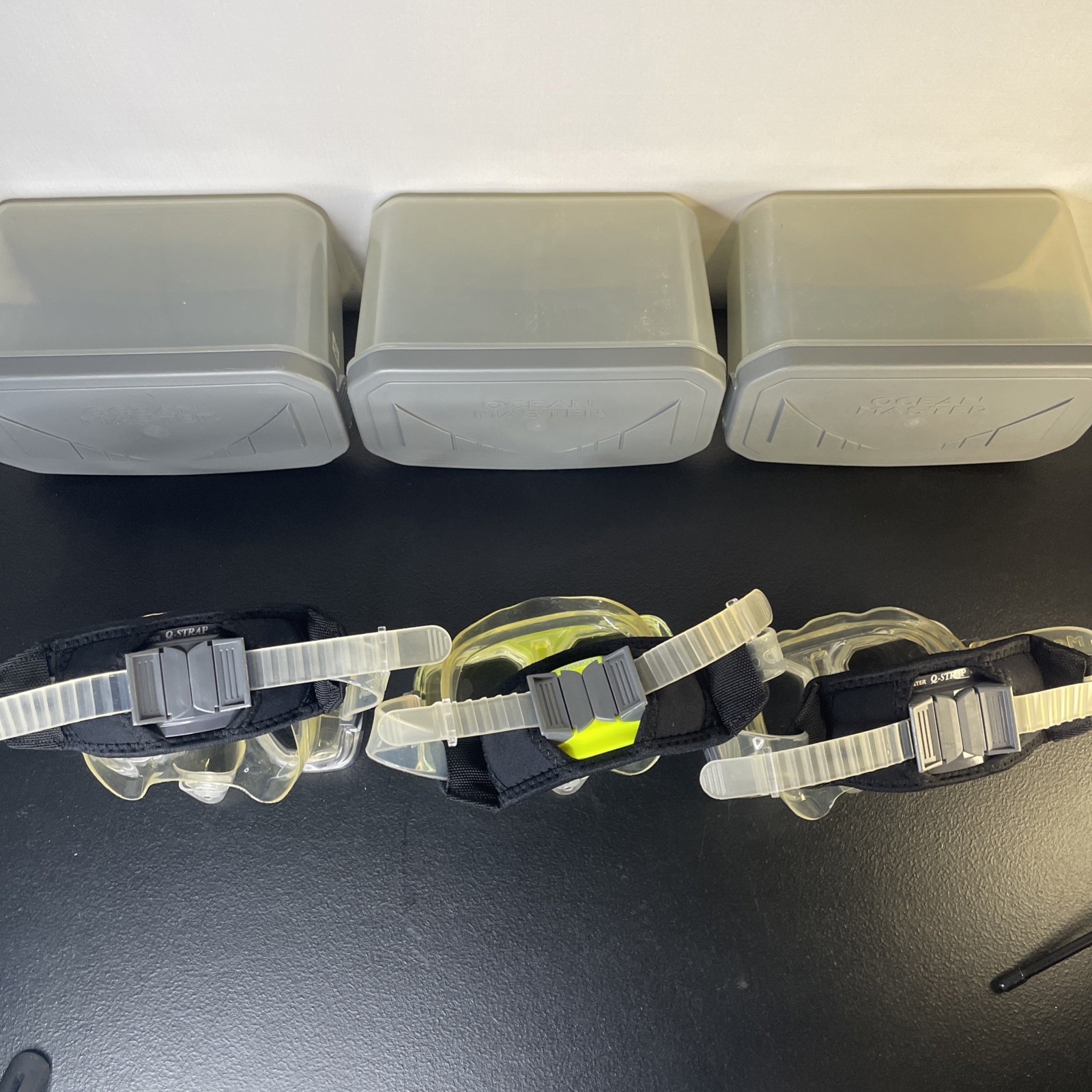 Ocean Master Tempered Glass Snorkeling Masks Q Strap Lot Of 3 With Cases