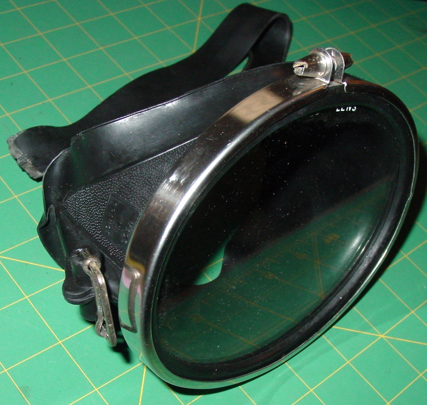 VINTAGE SCUBAPRO BOX CHROME TEMPERED GLASS MARIN DIVING MASK SWIMMING PARTS LOT