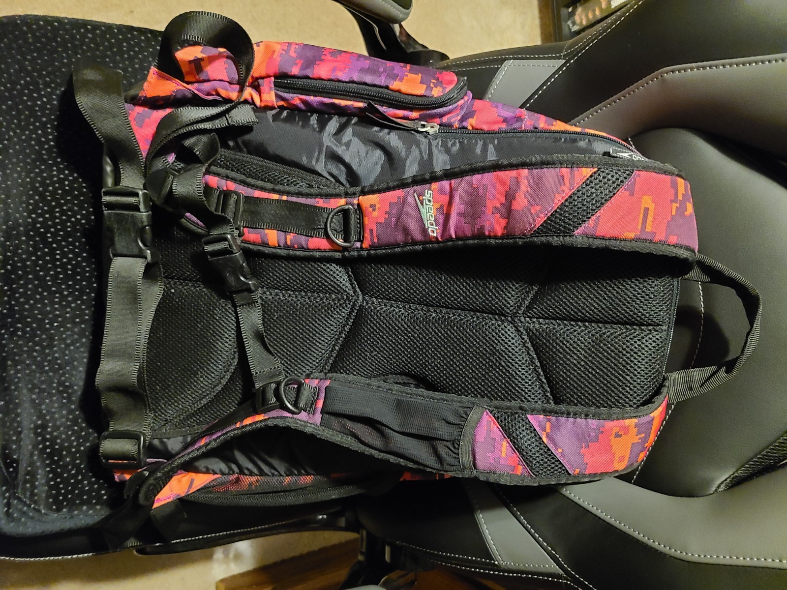 Speedo Swim Teamster Backpack With Baylor Swim Cap and Foam Seat Cushion