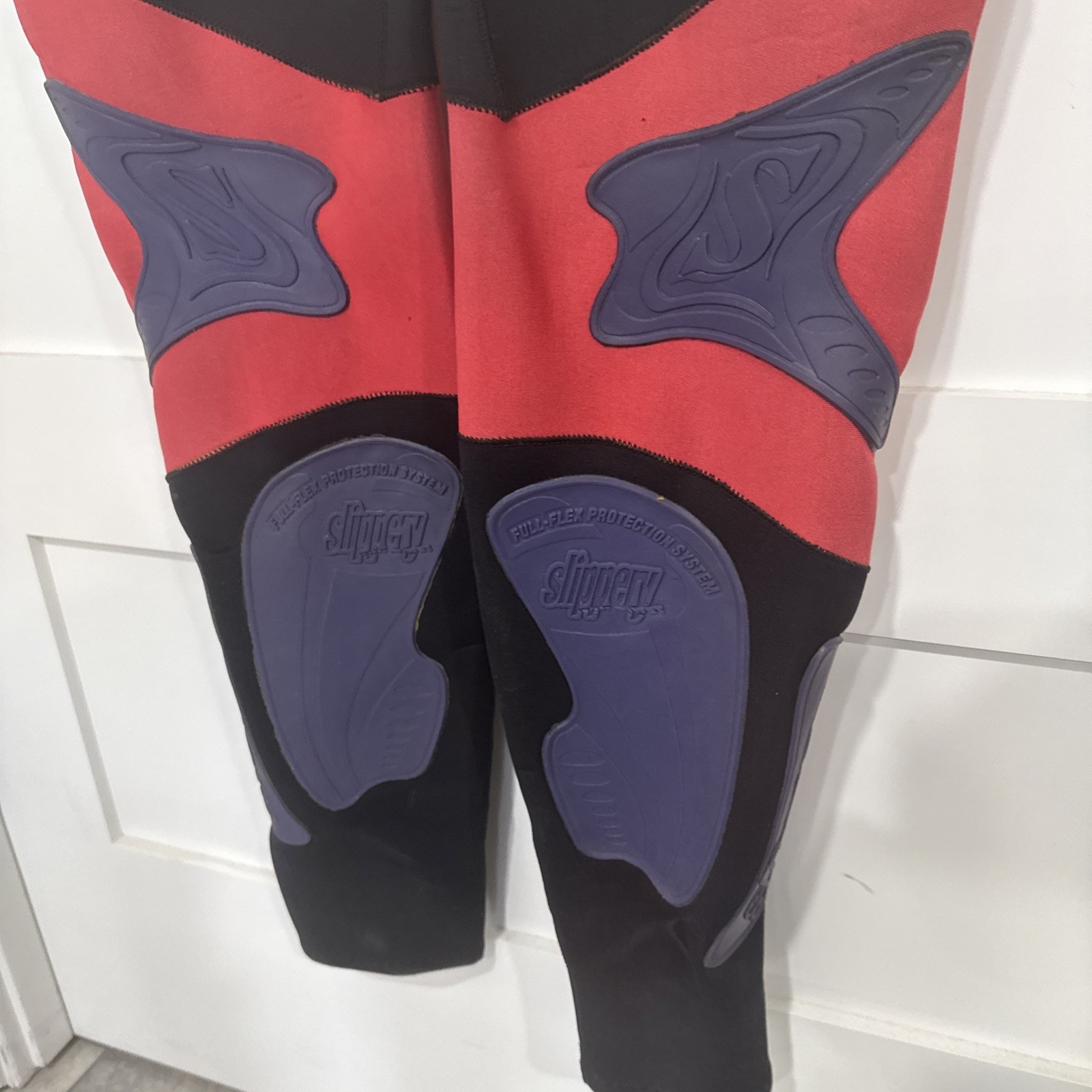 Vintage Slippery When Wet Wetsuit Dominator Titanium Size XL W Heater Top