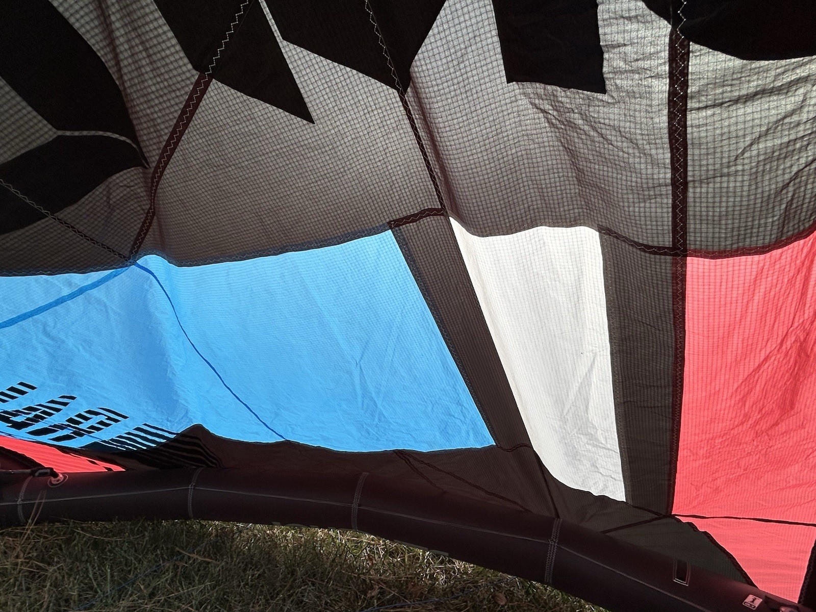 Slingshot Rally 2017 Kitesurfing Kite 9m w/Bag Excellent condition