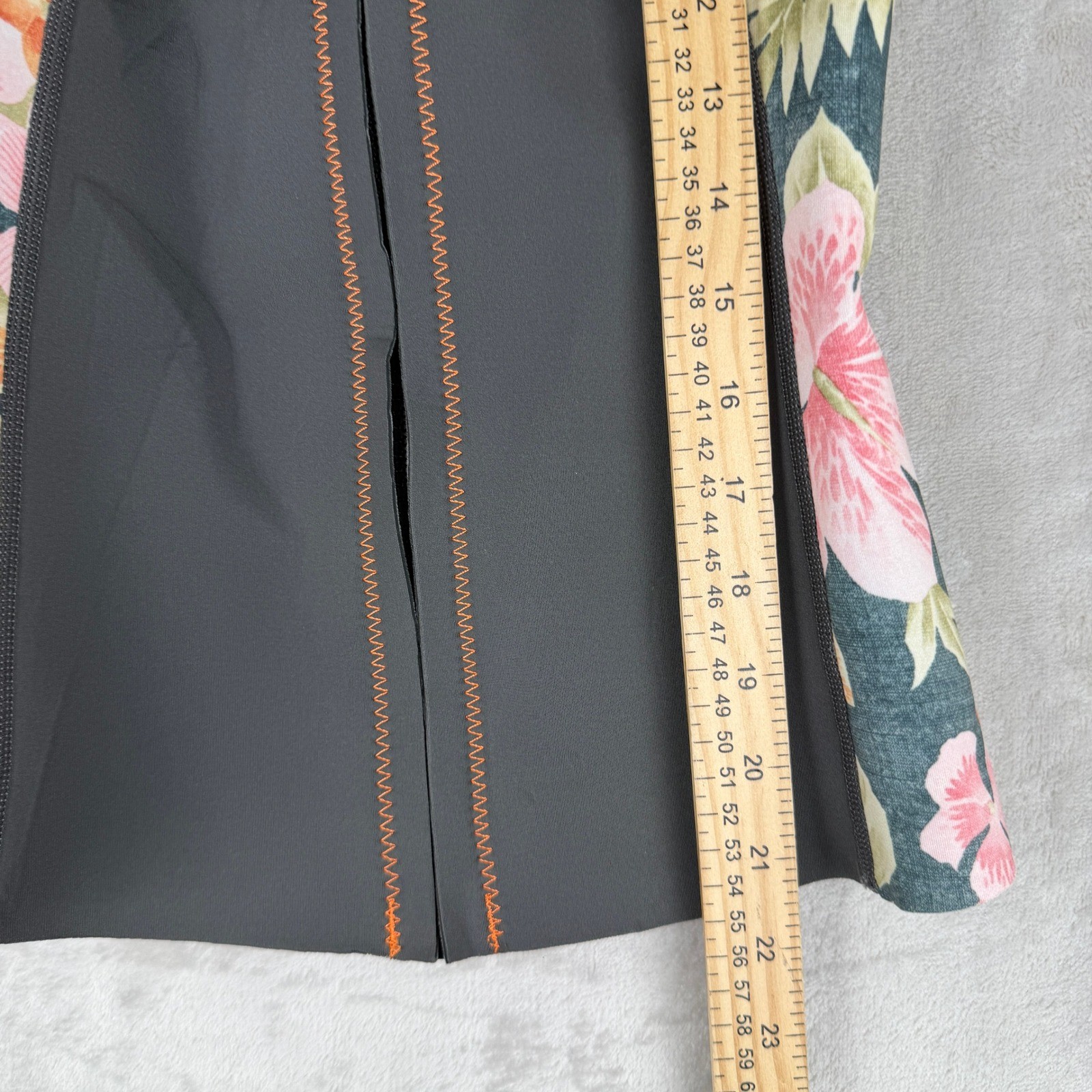 Billabong Surf Capsule Womens 4 Wetsuit Vest Floral Striped Front Zip Neoprene