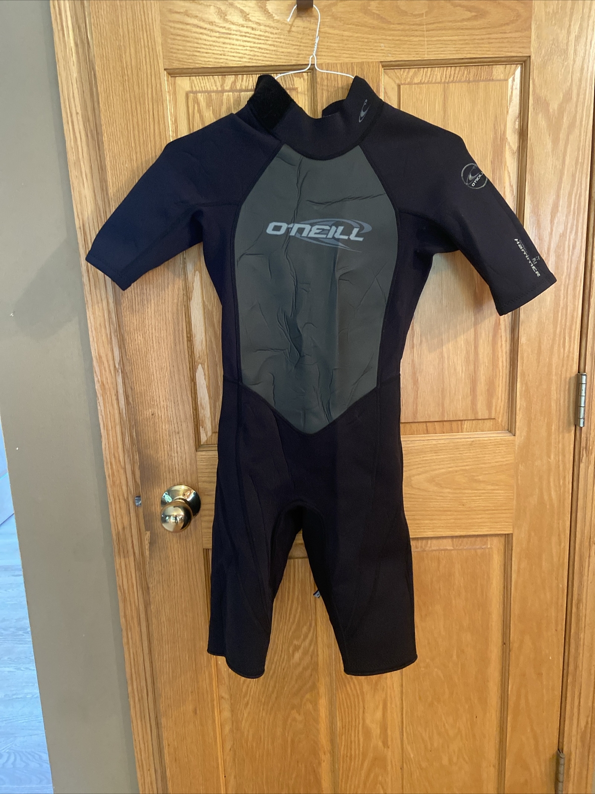 Women’s O’NEILL Shorty Wetsuit Size XS X-Small Zipper Clean Diving Style 1240