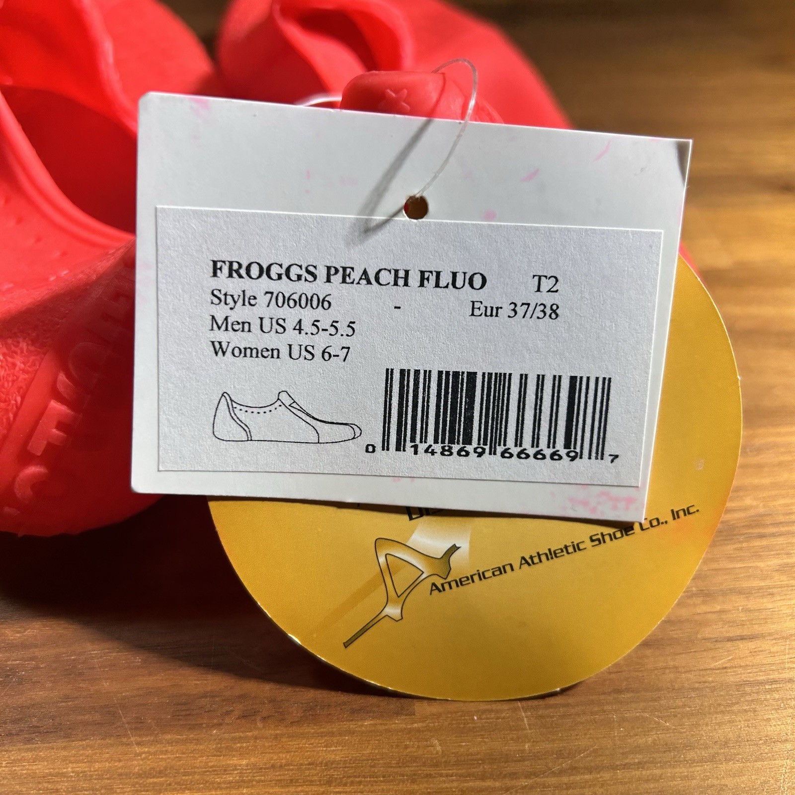 NWT FROGGS Peach Fluo Water Aqua Shoes Women US 6-7 / Men 4.5-5.5 | Synthetic