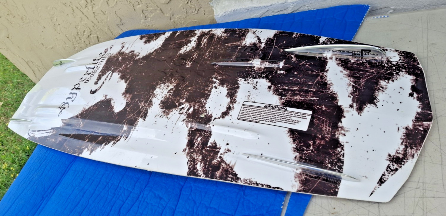 Hyperlite Wake MFg 134 Wake Surf board