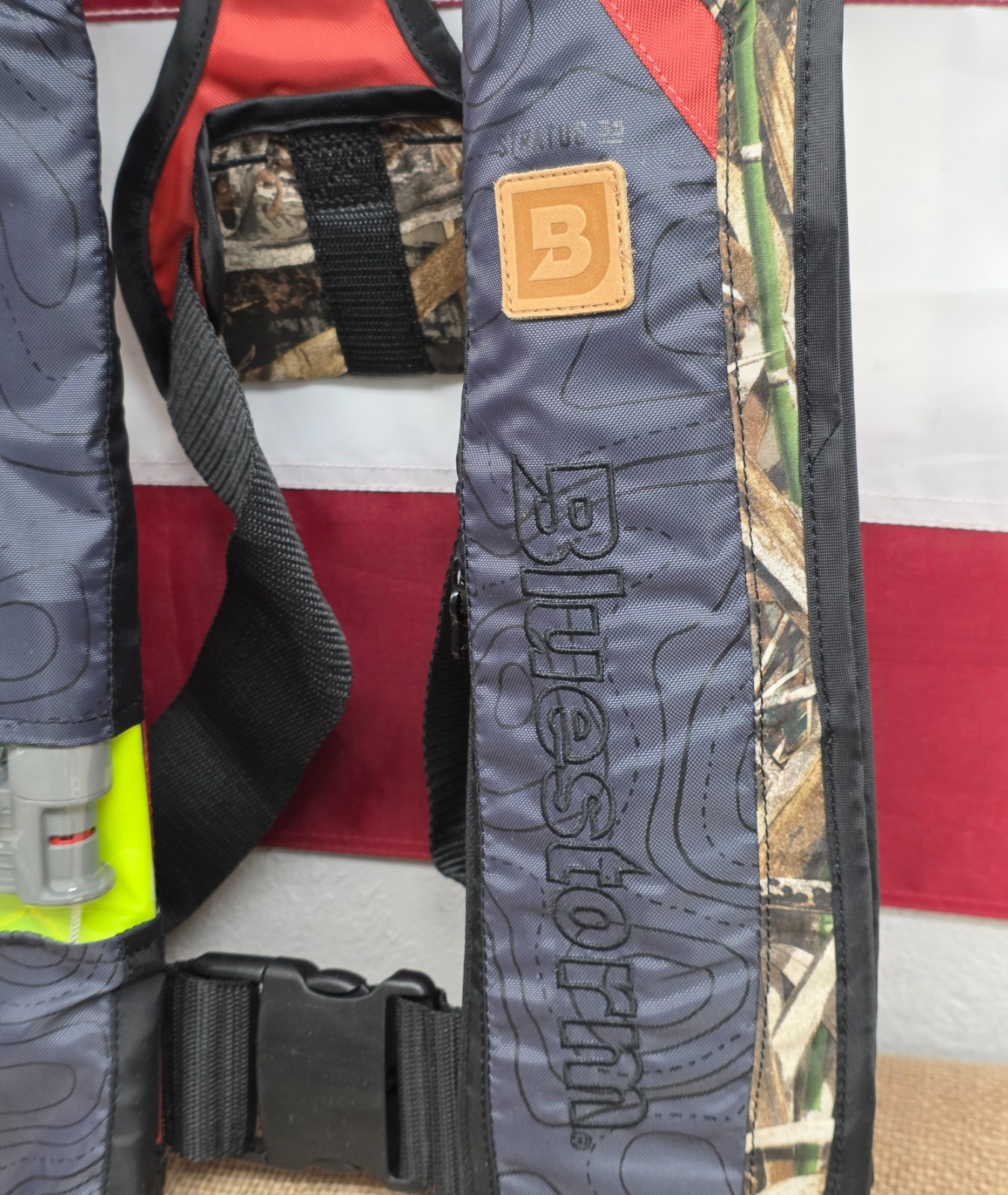 Bluestorm Stratus 35 MAX5 Camo Inflatable Life Jacket USCG Approved Type 2 PFD