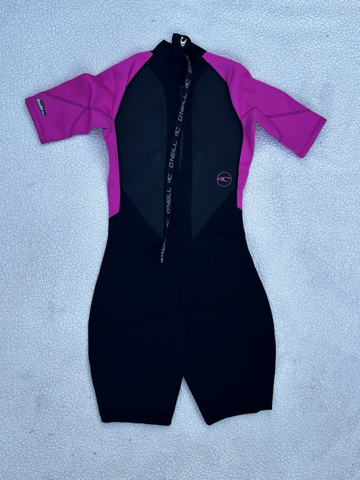 NEW ONeill Womens Reactor 2mm Shorty Wetsuit Size 6 Black Pink Surf Swim Diving