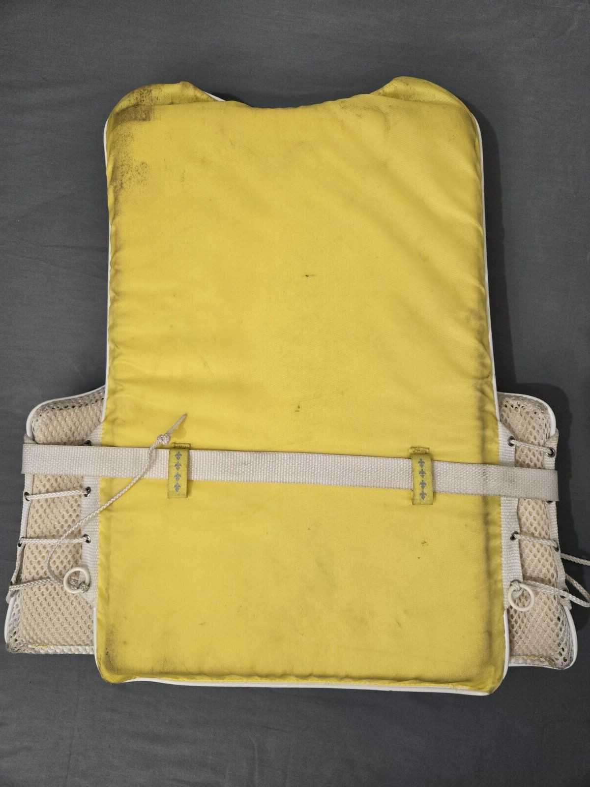 Stearns Buoyant Vest Adult Small/Medium Chest 32-40″ Type 2 Yellow Zip Up Buckle