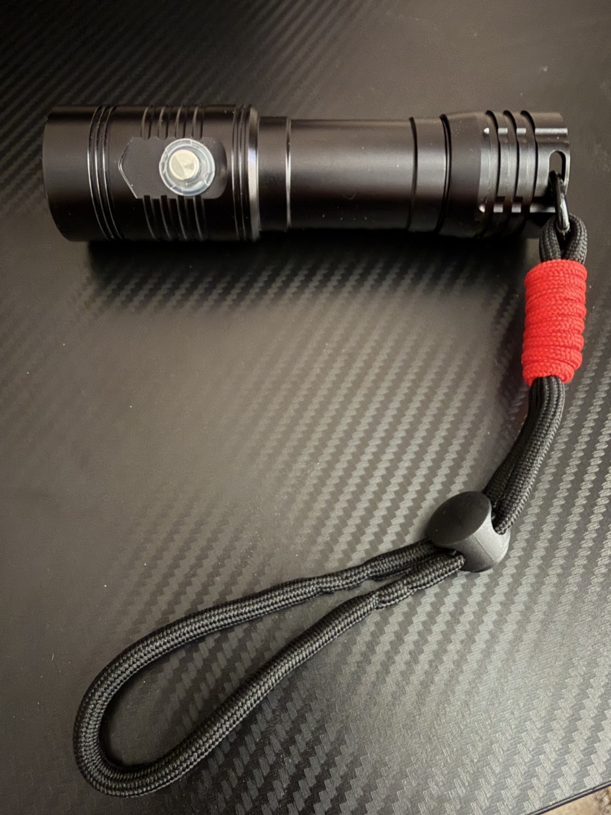 Scuba Diving Flashlight LED Torch – 20w/2000 – Rated to 150 feet!