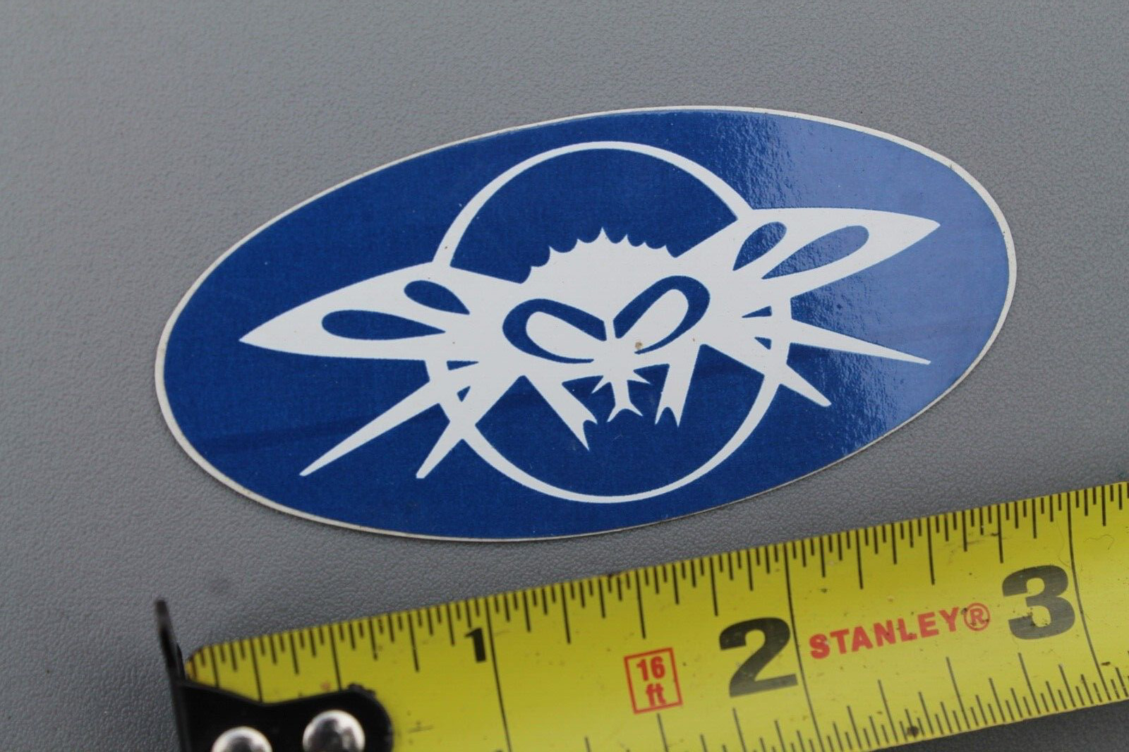 BLACK FLYS Blue White Oval Insect Punk Rock Eyewear Vintage SUNGLASSES STICKER