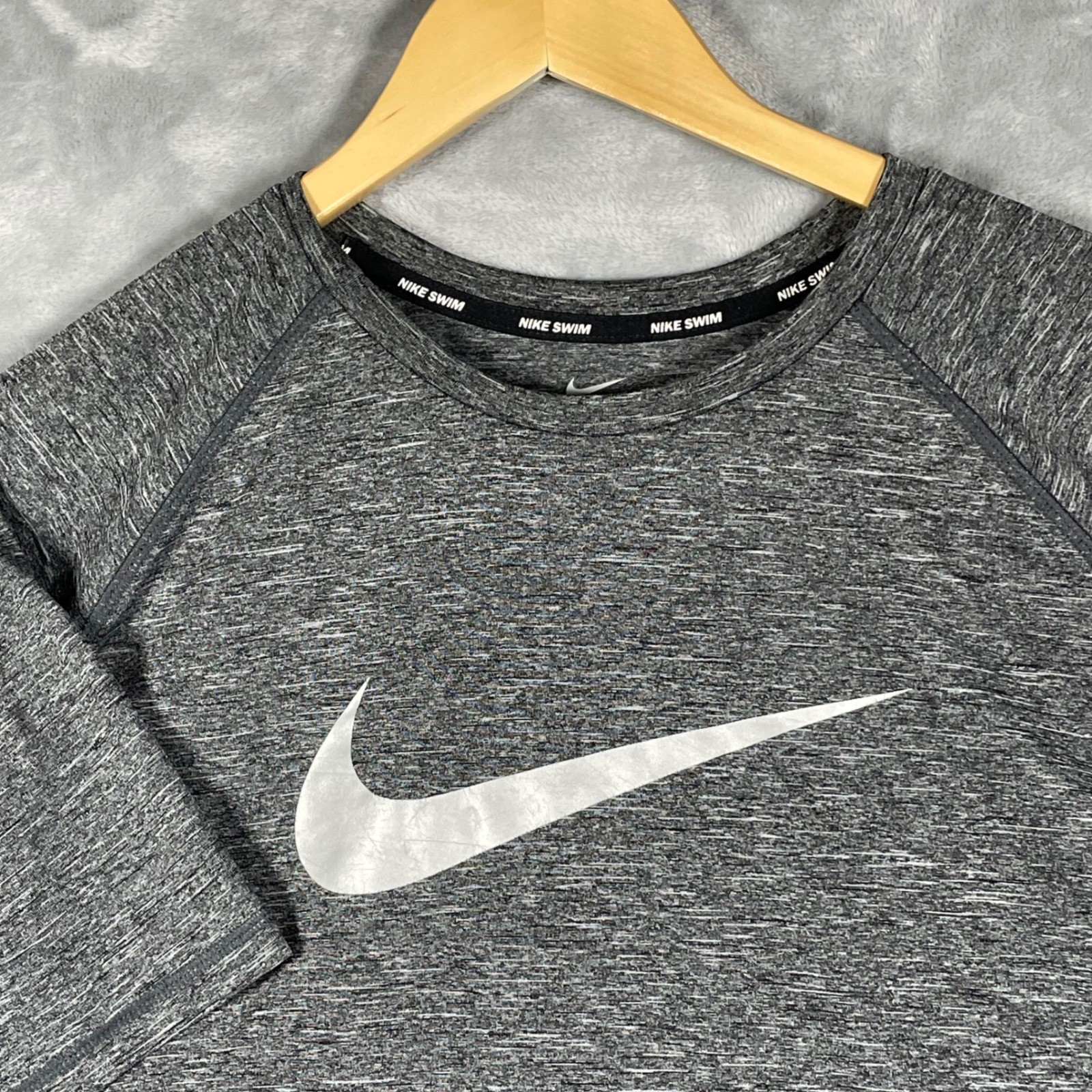 Nike Swim Men’s Long Sleeve Rash Guard T-Shirt Gray Dri-Fit UPF 40+ XXL
